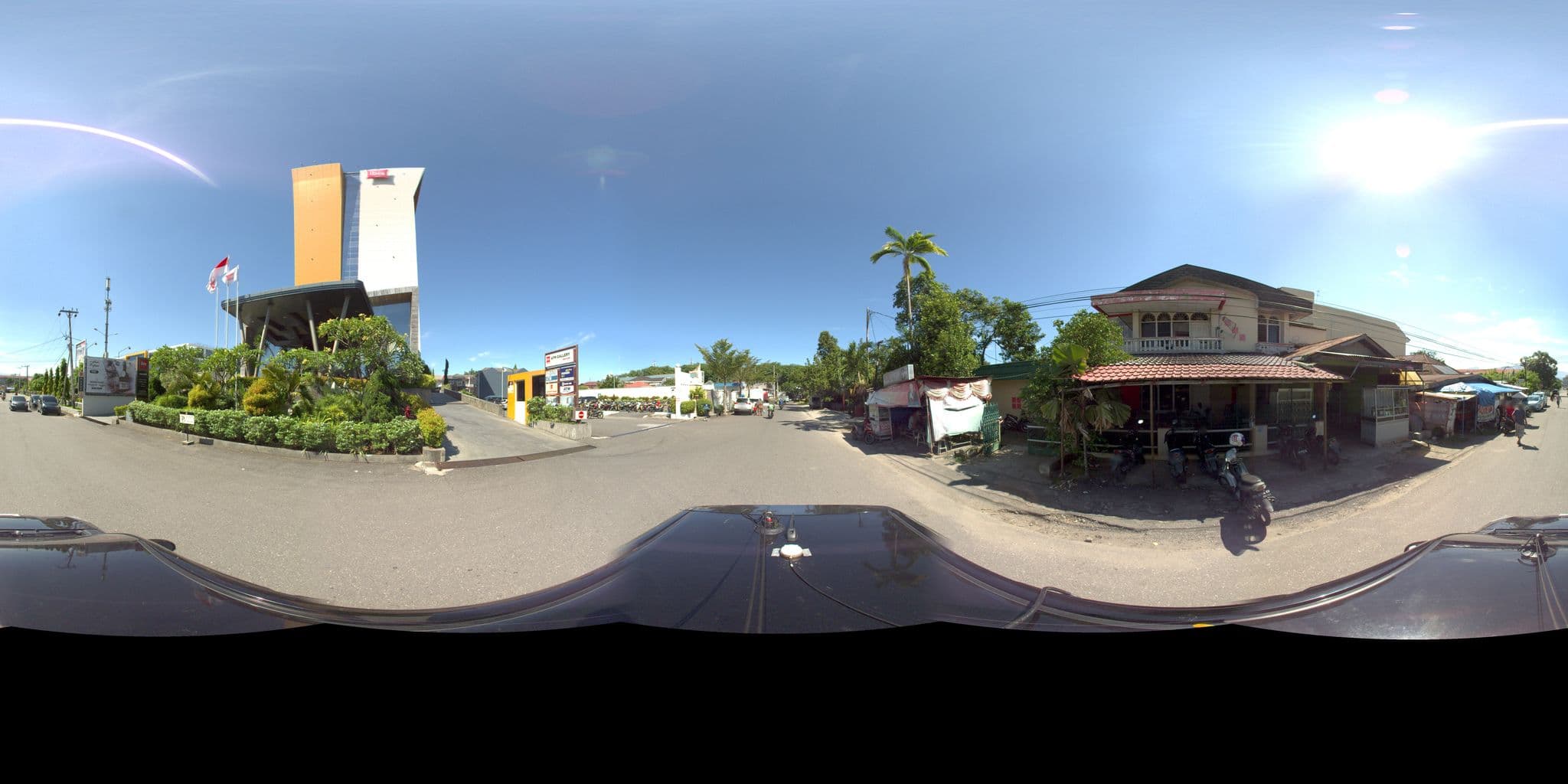 Street view near HOTEL IBIS, Padang — © santos1 (CC BY-SA · Mapillary)