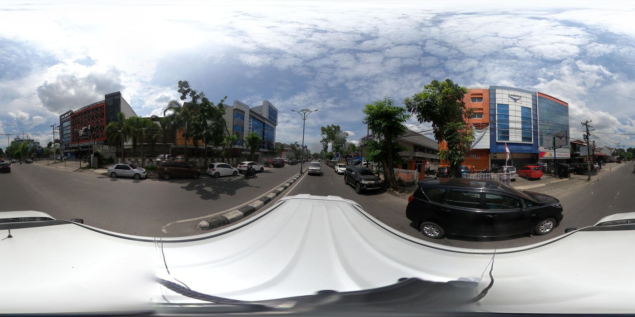 Street view near The Batik Hotel Medan, Medan — © kaart_360 (CC BY-SA · Mapillary)