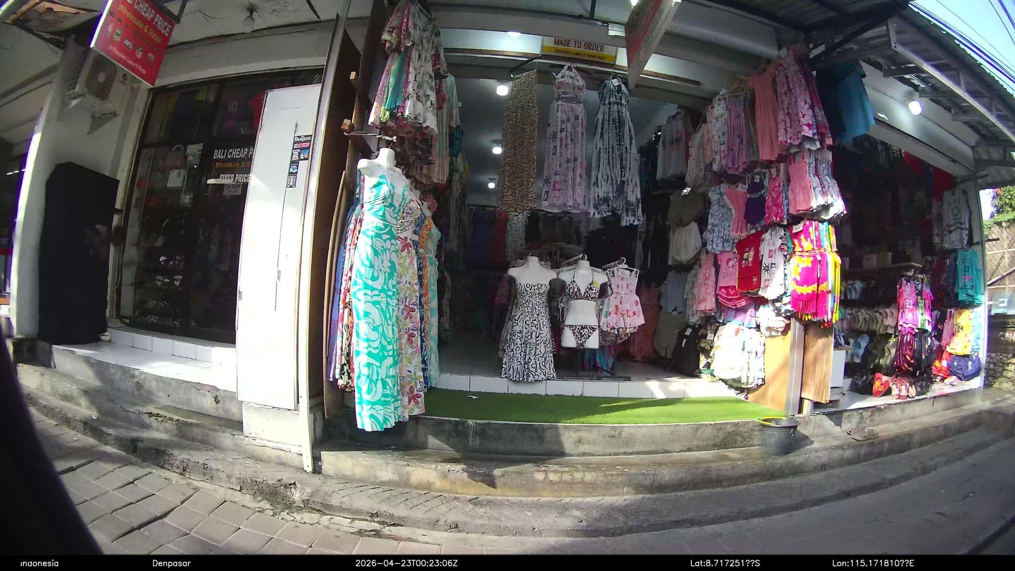 Street view near Surfaris Inn On Poppies 2, Kuta — © Kaart---360 (CC BY-SA · Mapillary)