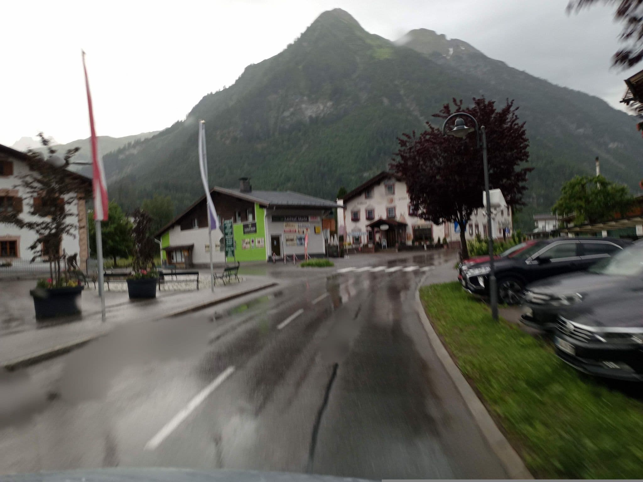 Street view near Johannes, Pettneu