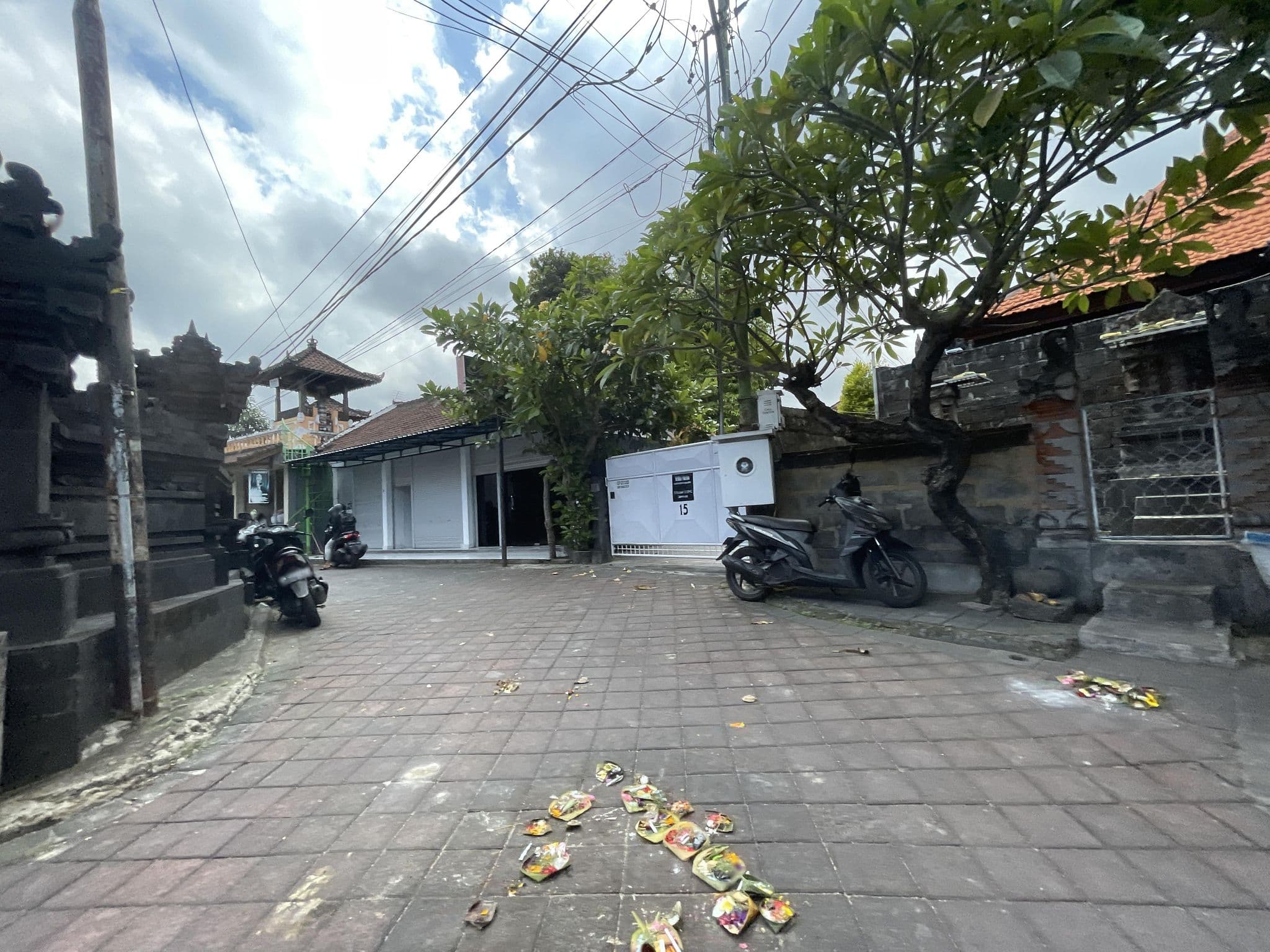 Street view near Villa Dewata III, Legian