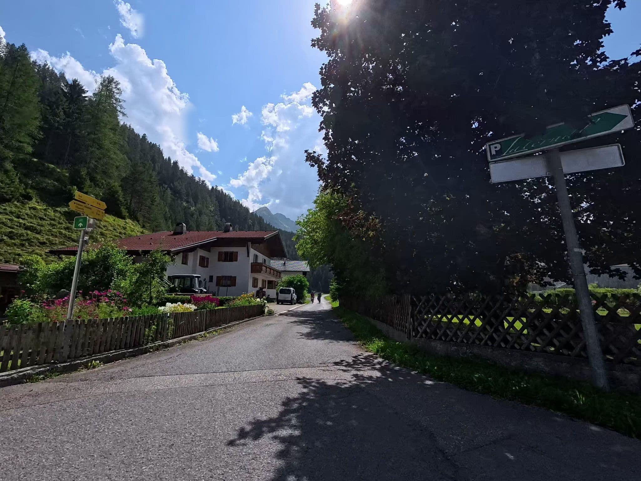 Street view near Appartement De Luxe, Pettneu — © voyage-hors-saison (CC BY-SA · Mapillary)