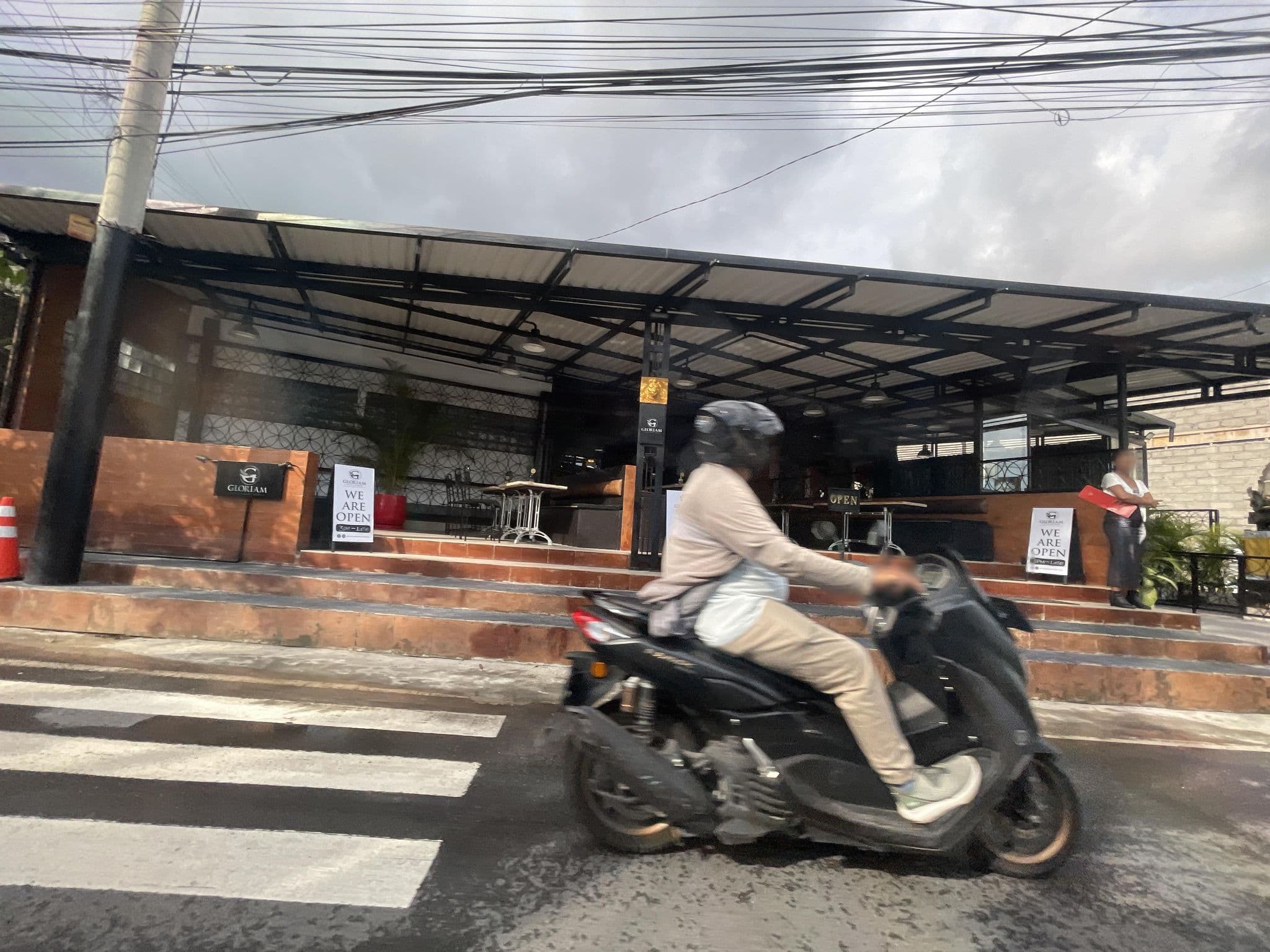 Street view near The Khayangan Villa, Legian