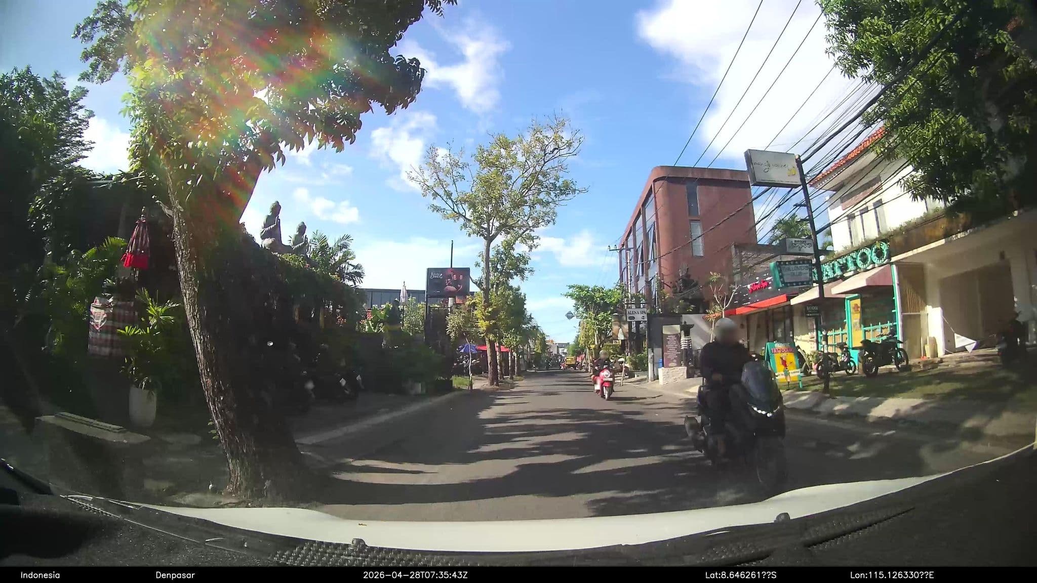 Street view near Uma Phonenix Villa, Dalung