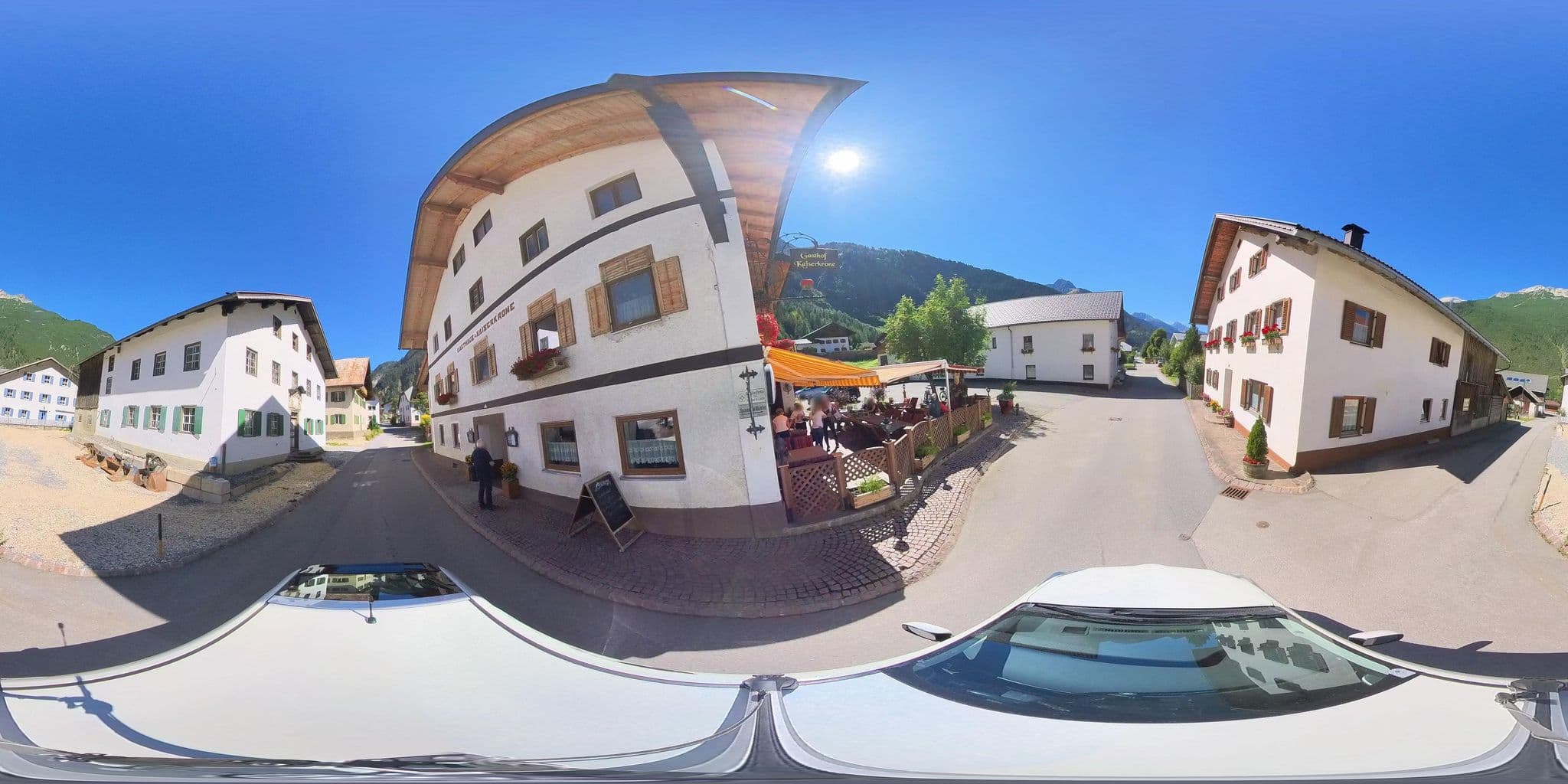 Street view near Kaiserkrone, Weissenbach am Lech