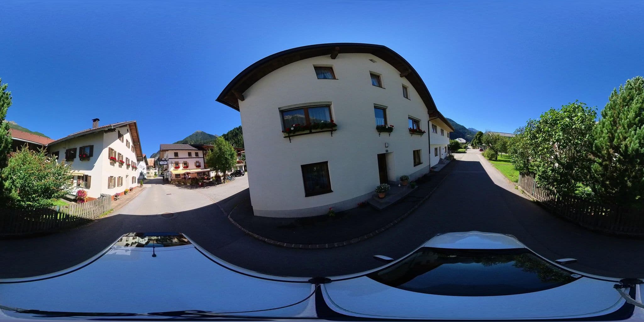 Street view near Bischof, Weissenbach am Lech