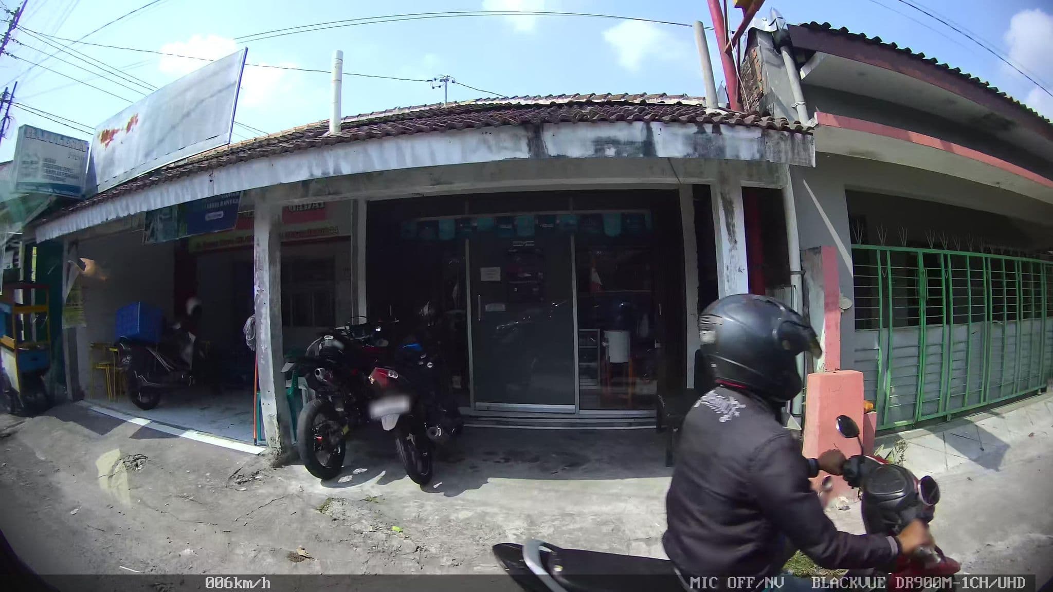 Street view near Cahaya Homestay 2, Yogyakarta — © kaart_2 (CC BY-SA · Mapillary)