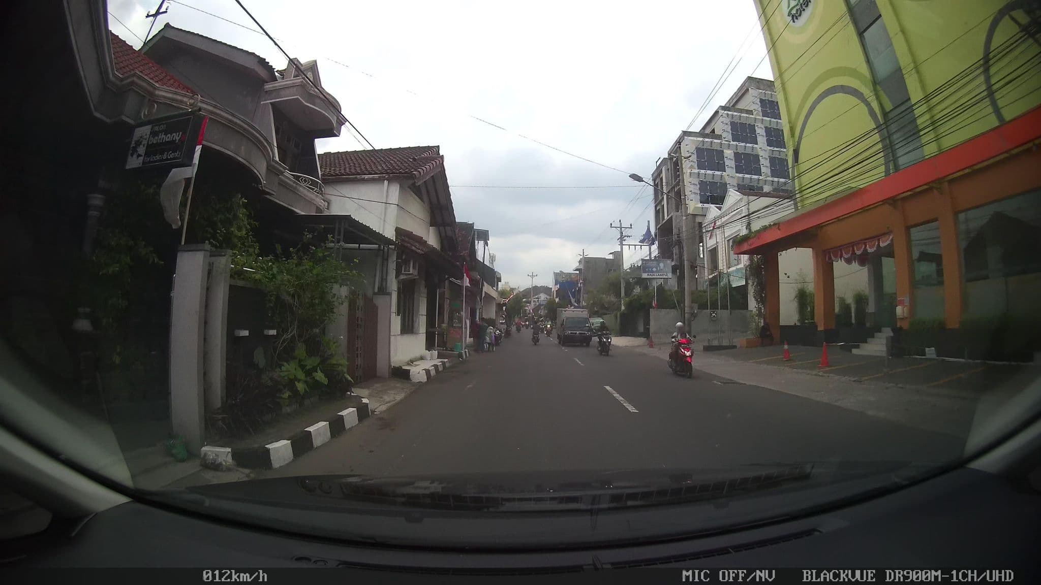 Street view near Zest Hotel Yogyakarta, Yogyakarta — © kaart_2 (CC BY-SA · Mapillary)