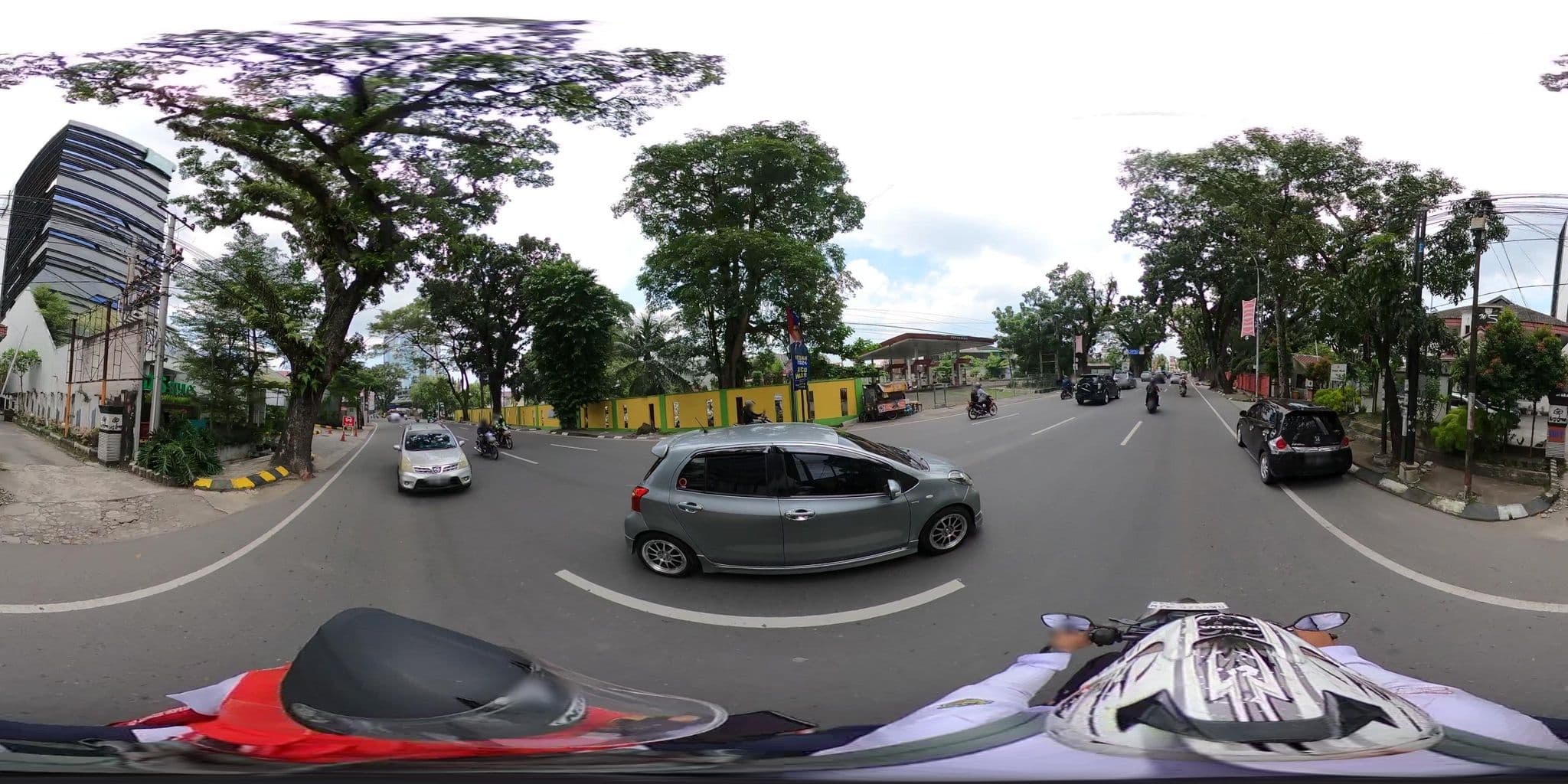 Street view near Ibis Styles Medan Patimura, Medan