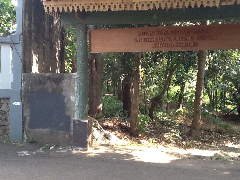 Street view near Amanah Homestay, Pamulang — © tbangun (CC BY-SA · Mapillary)