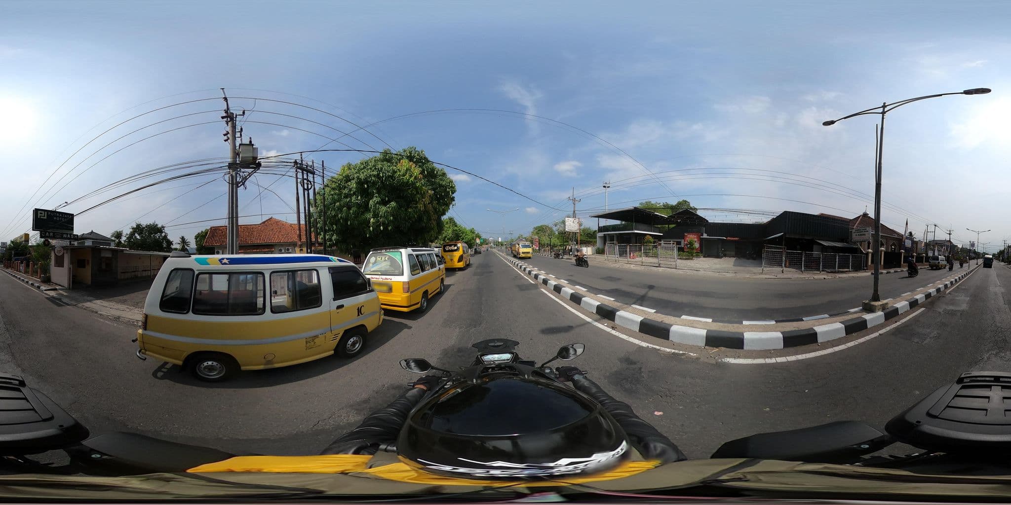 Street view near hotel putrajaya, Majalengka — © Kaart_Local (CC BY-SA · Mapillary)