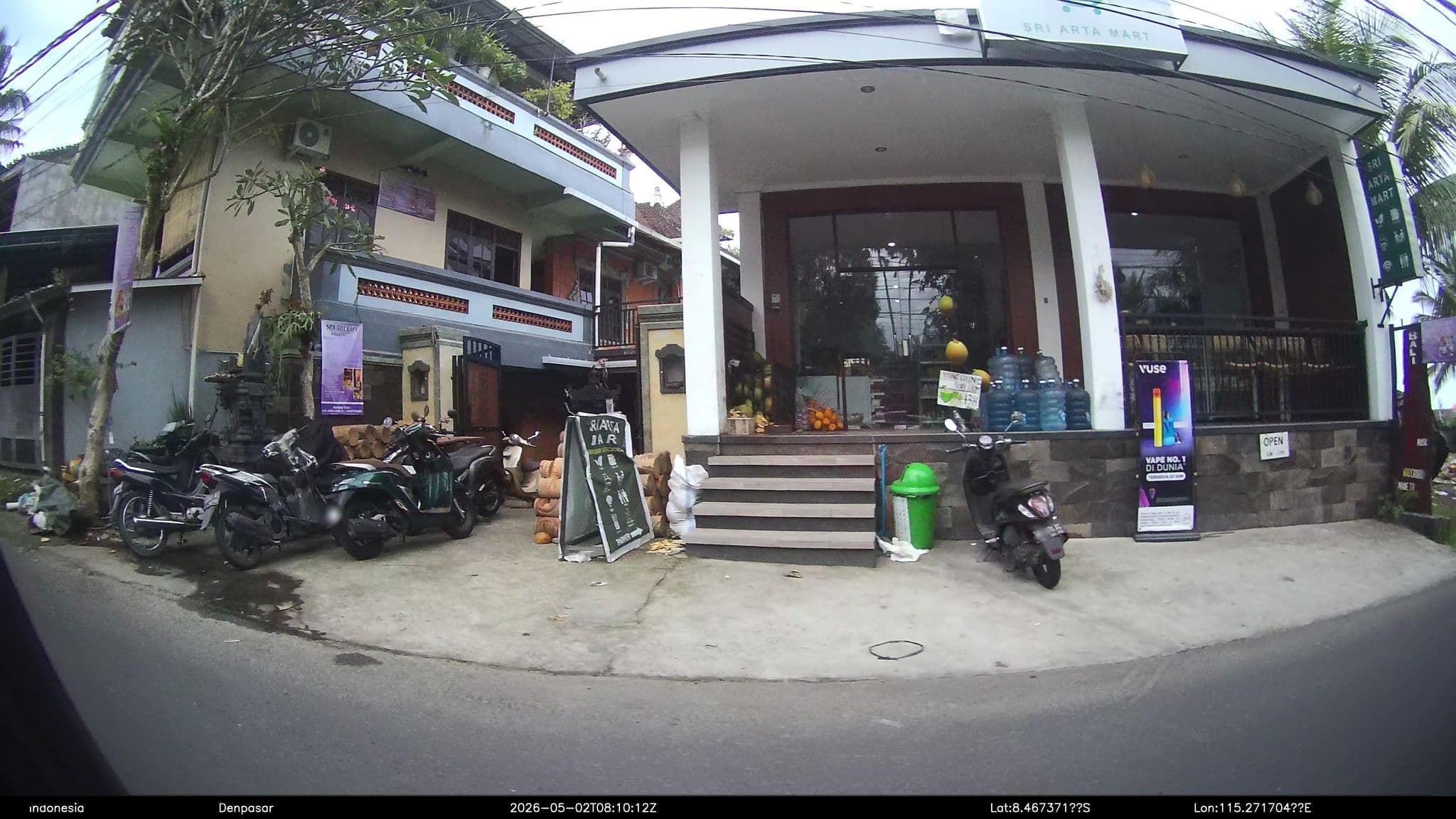 Street view near Om Ham Retreat and Resort, Ubud — © Kaart---RIGHT (CC BY-SA · Mapillary)