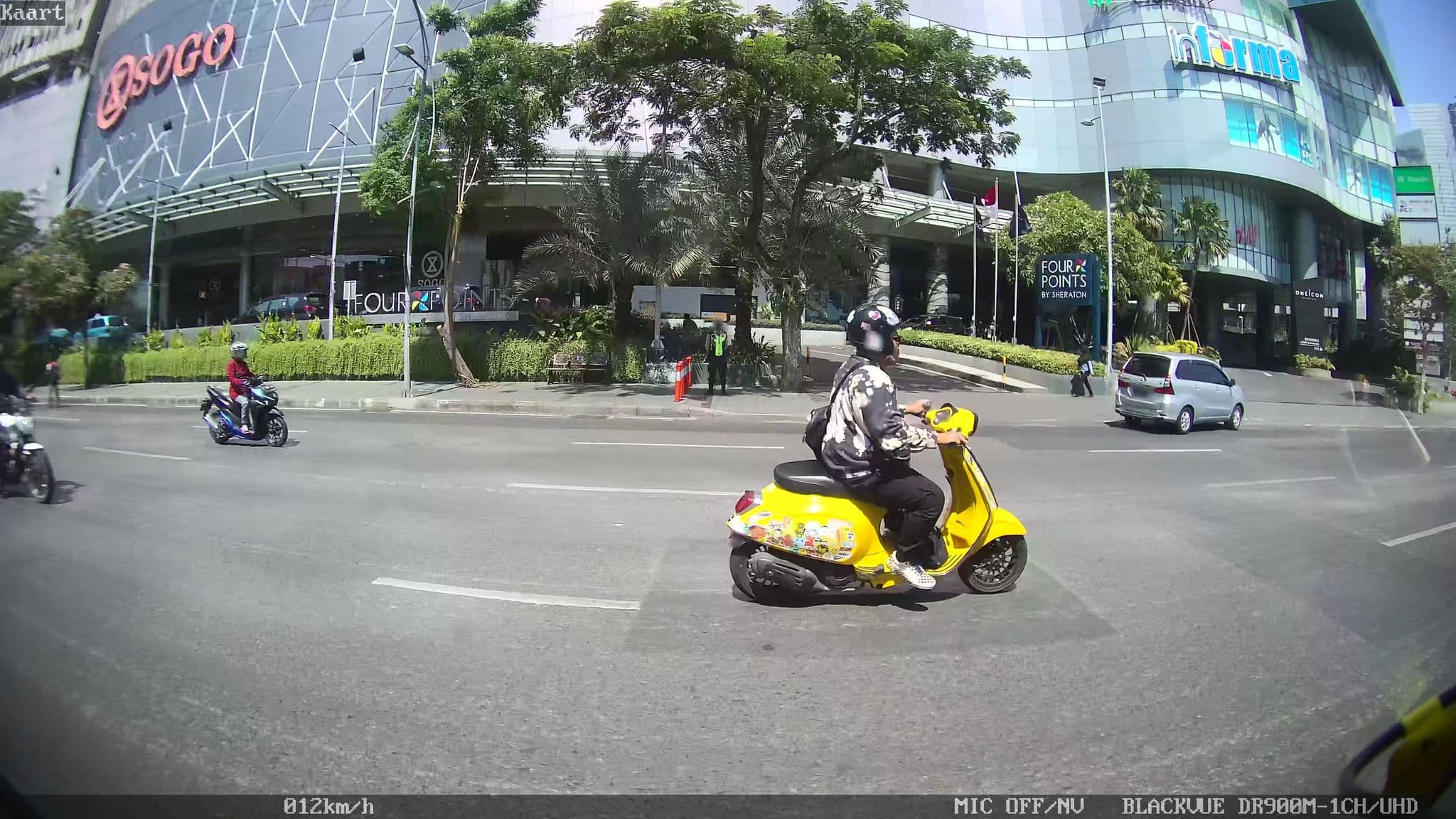 Street view near Four Points by Sheraton, Surabaya — © kaart_2 (CC BY-SA · Mapillary)