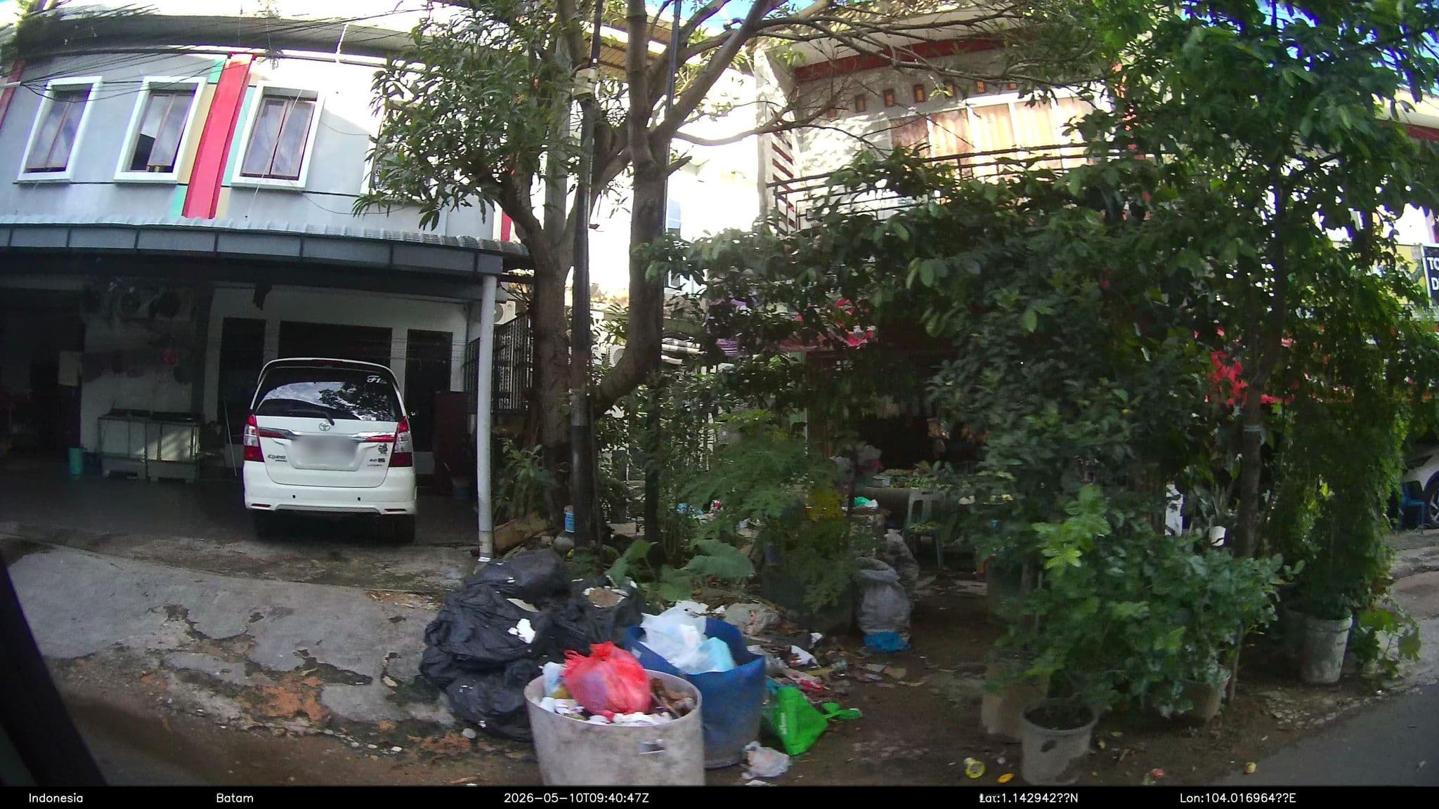 Street view near Hotel Pendowo 5, Batam