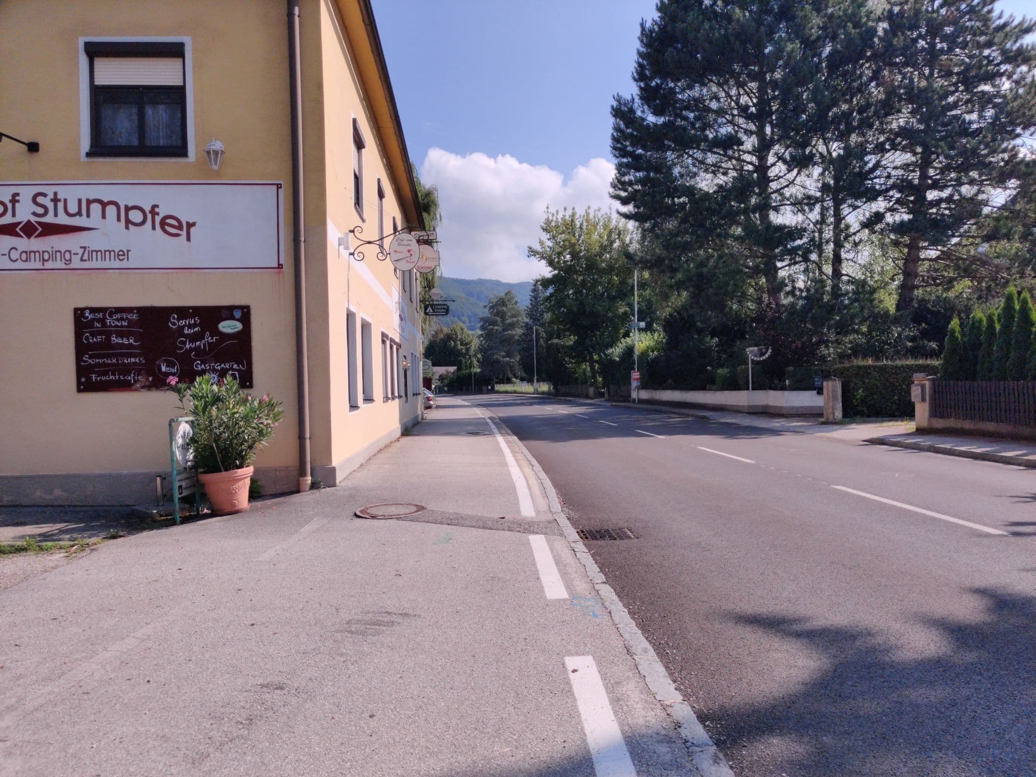 Street view near Wachau Camping Schönbühel, Melk — © aceini (CC BY-SA · Mapillary)