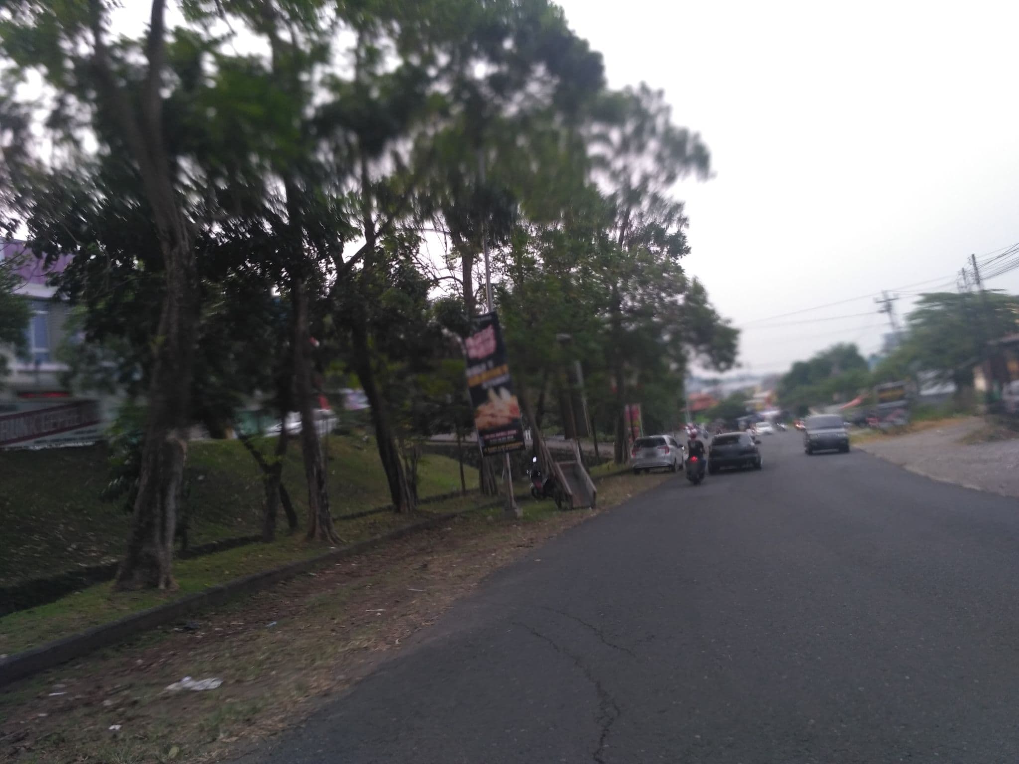 Street view near Pringgondani, Semarang