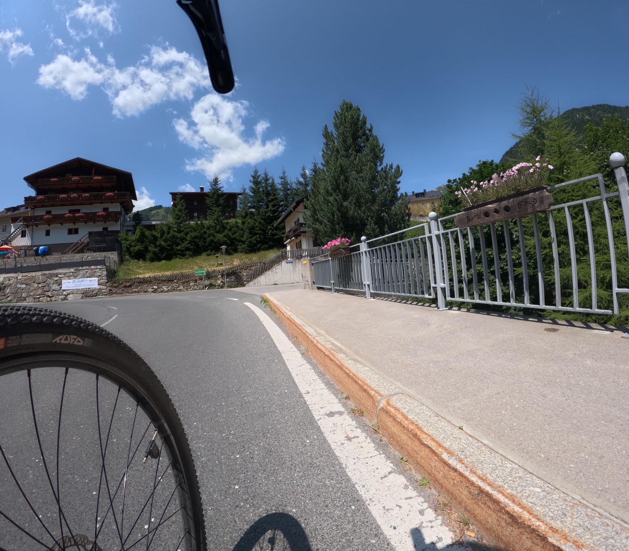 Street view near Wald Rast, Matrei in Osttirol — © magonreal (CC BY-SA · Mapillary)