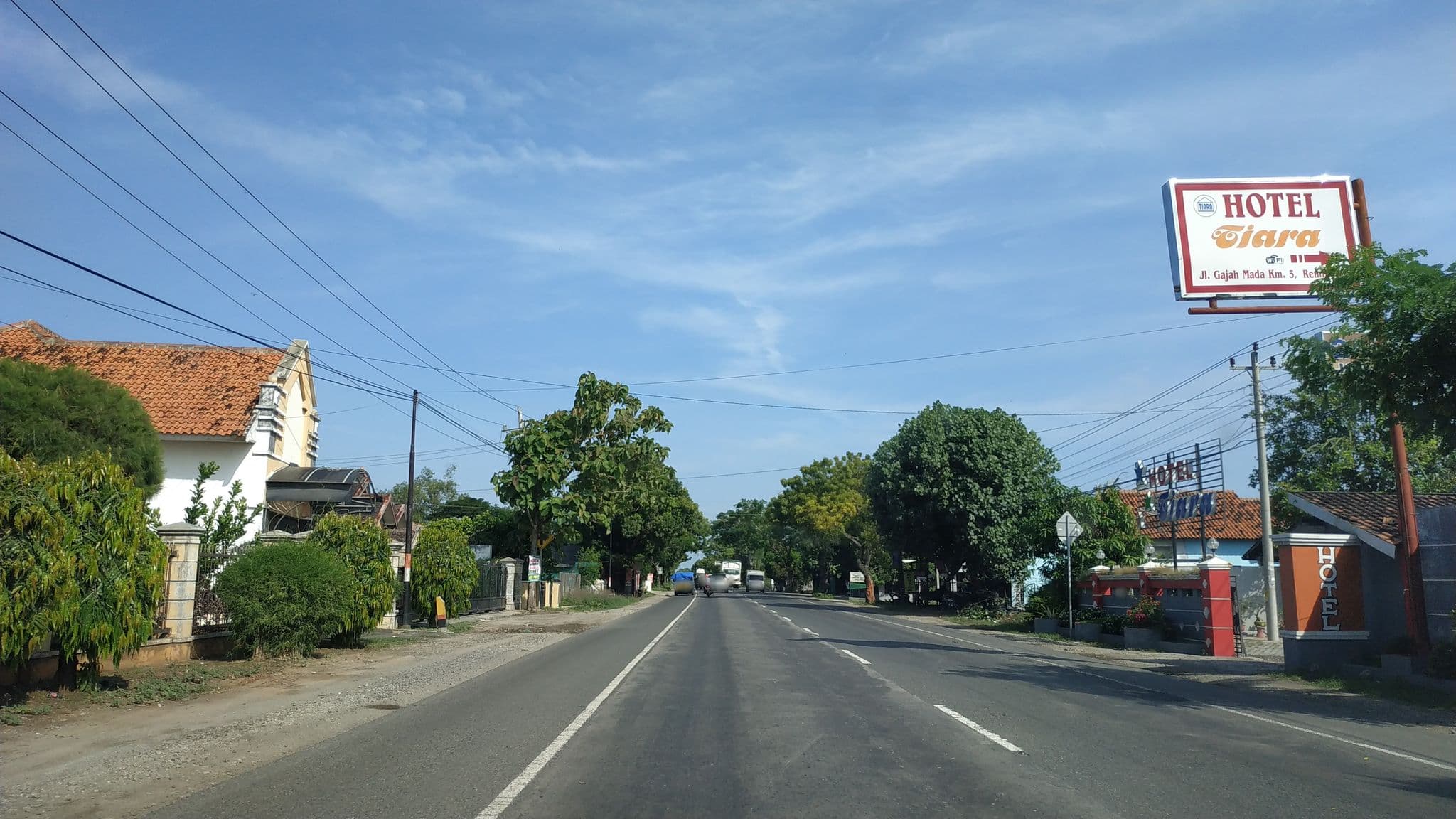 Street view near Hotel, Rembangan — © akrimullag (CC BY-SA · Mapillary)
