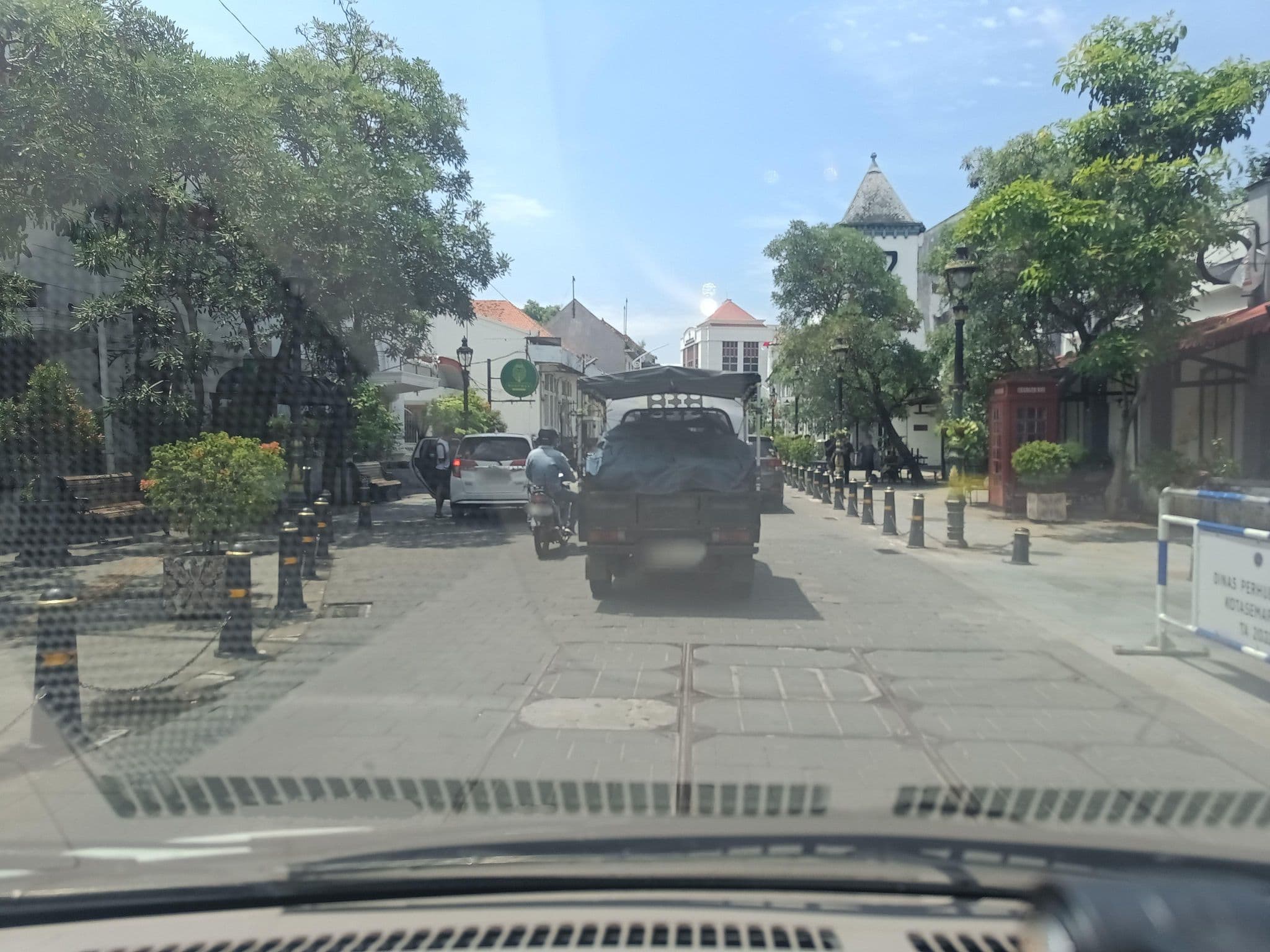 Street view near Bobobox Pods Kota Lama, Semarang