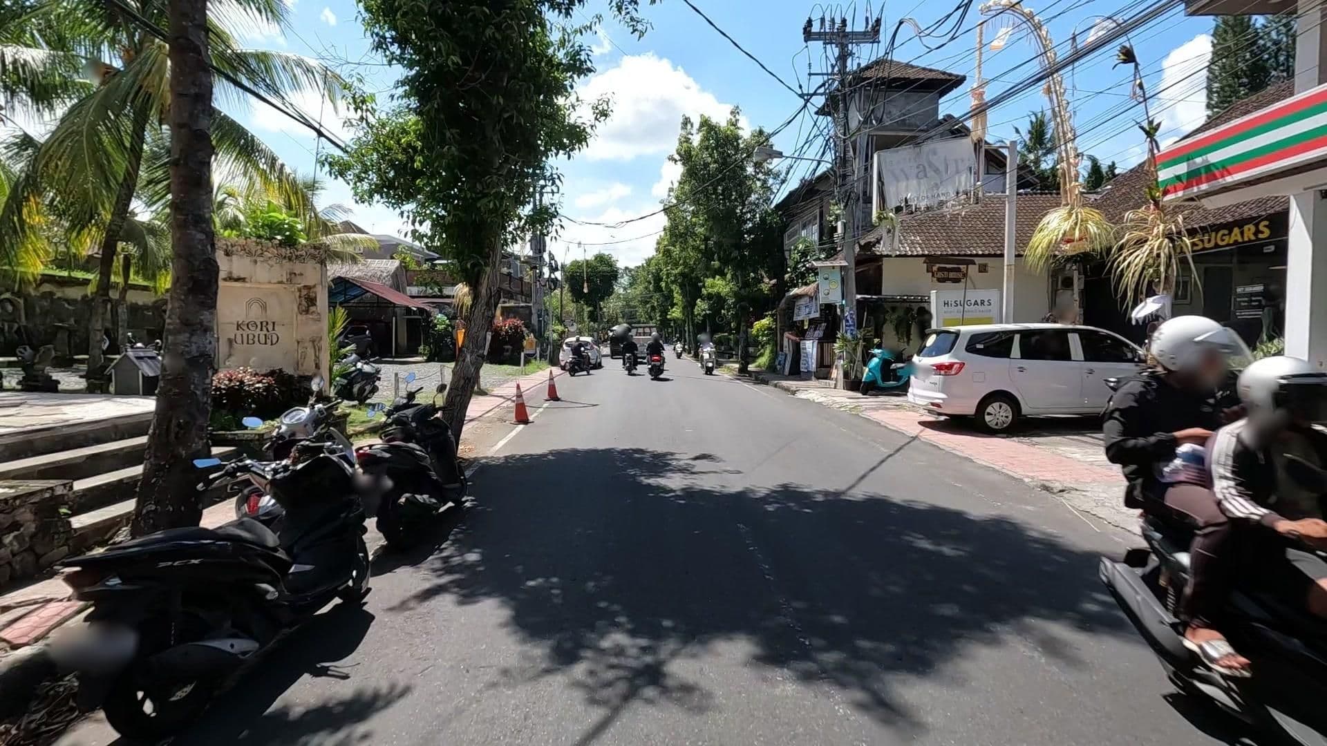 Street view near Kori Ubud, Ubud