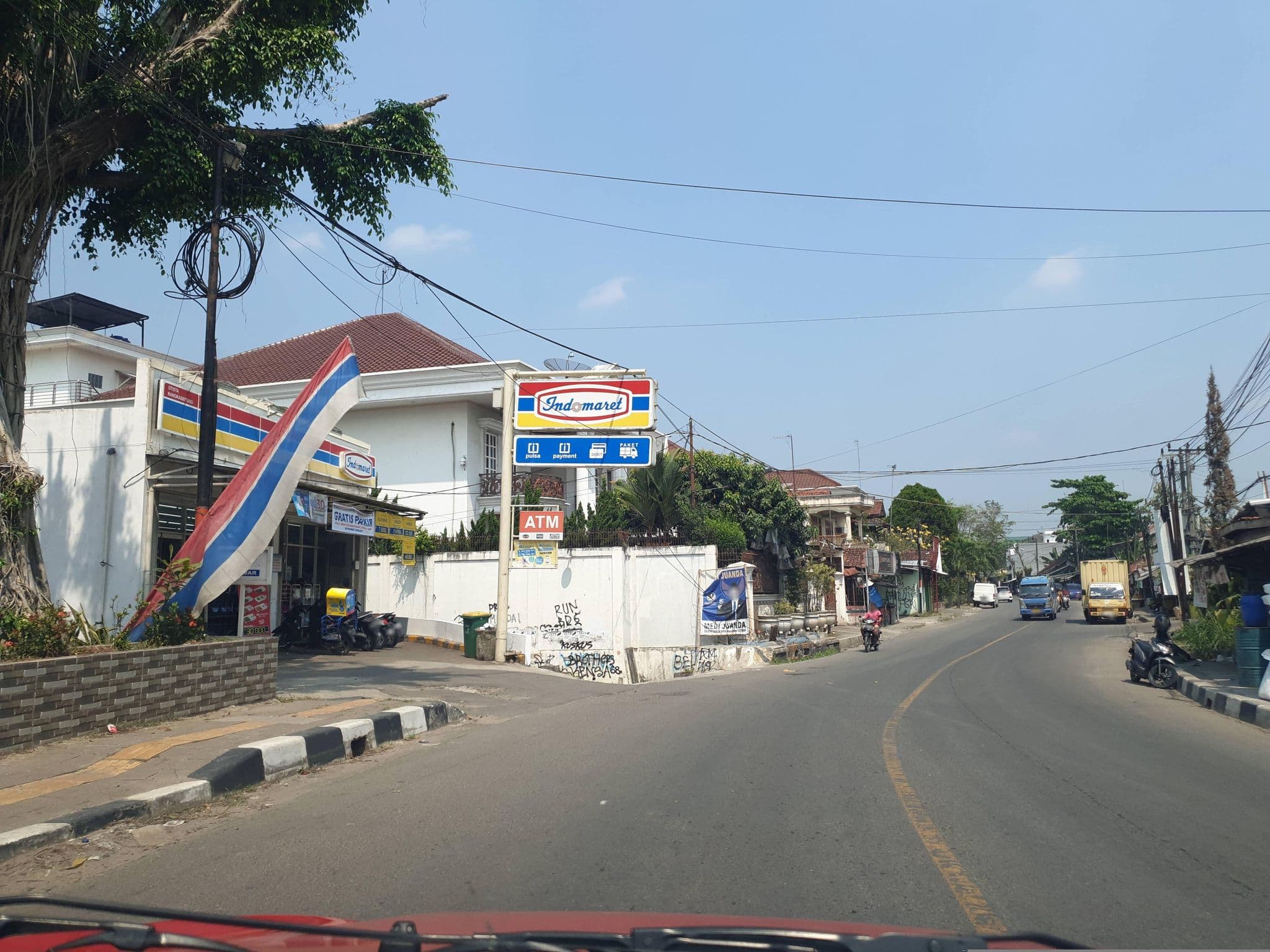 Street view near Hotel Kharisma, Rangkasbitung — © Kaart_Local (CC BY-SA · Mapillary)