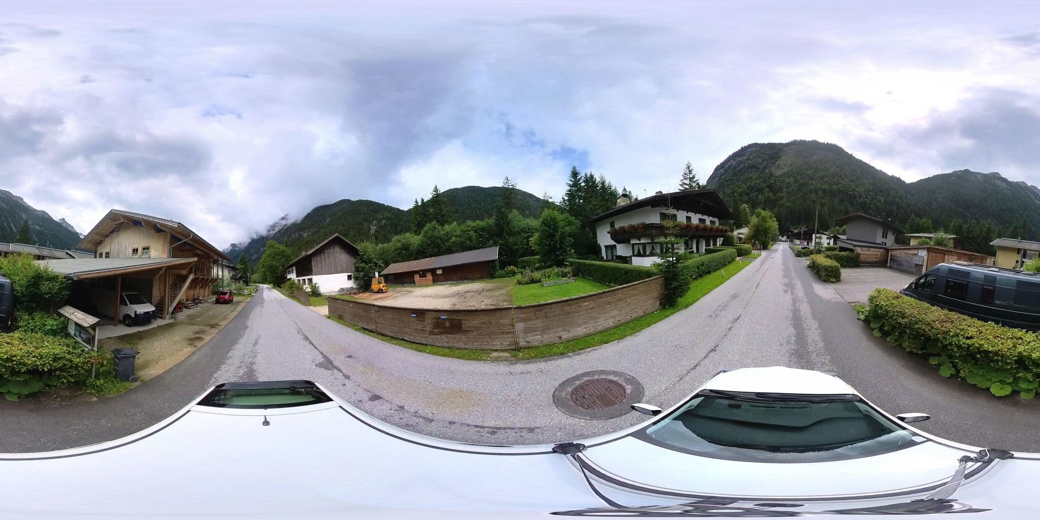 Street view near Haus Hubertus, Mittenwald — © osmplus_org (CC BY-SA · Mapillary)