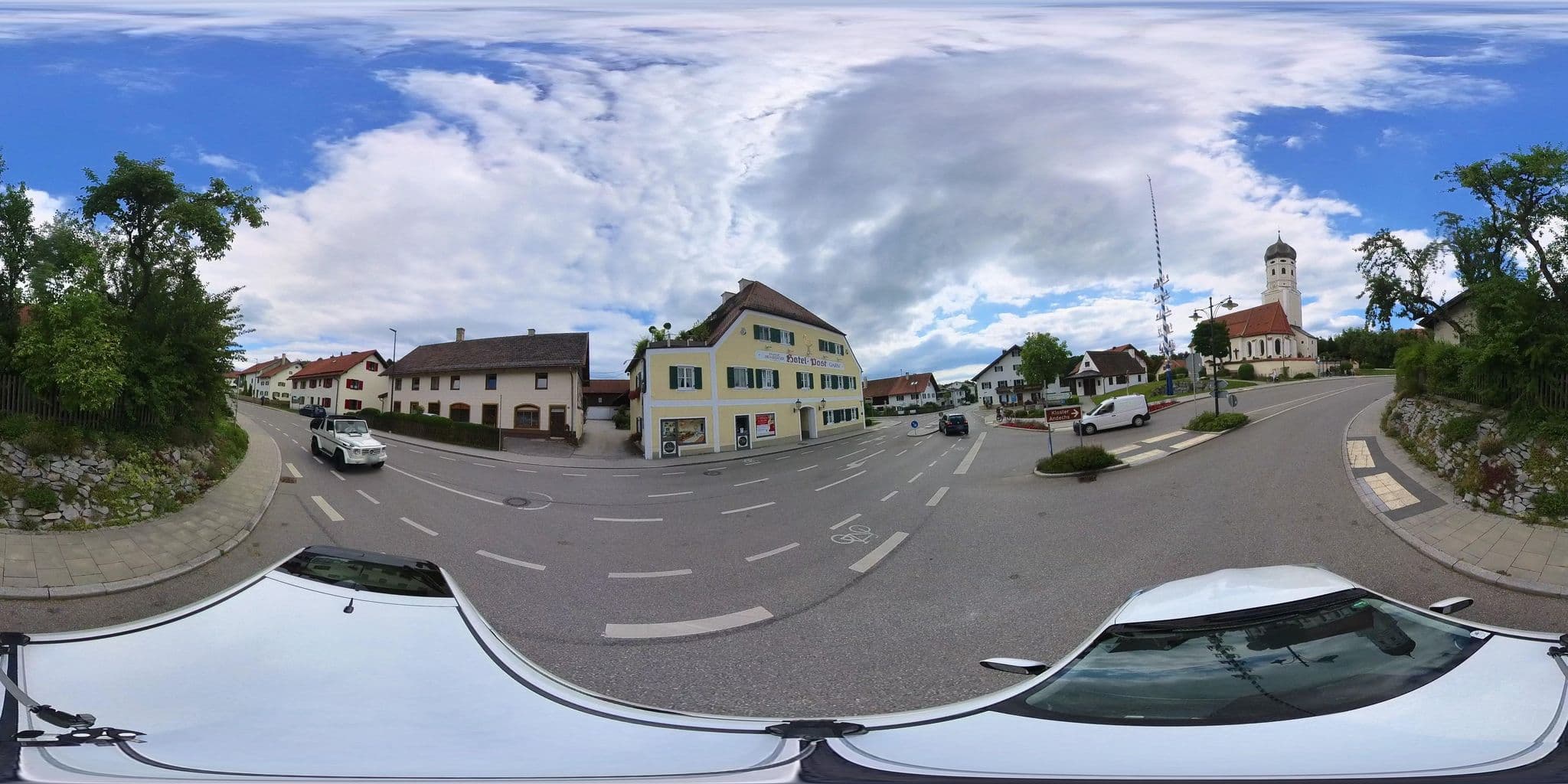Street view near Zur Post, Andechs — © osmplus_org (CC BY-SA · Mapillary)