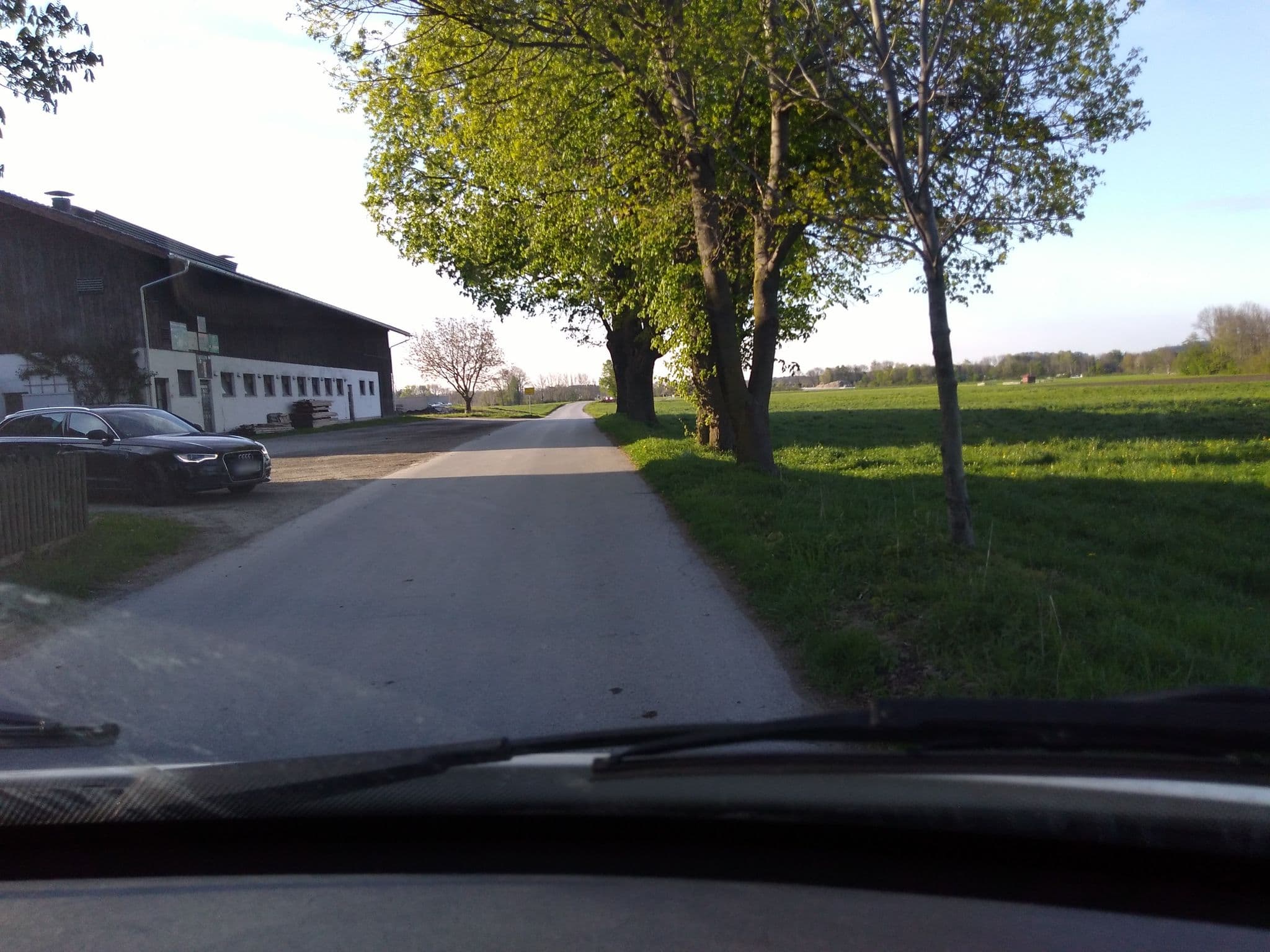 Street view near Bauernhof Moarhof, Flintsbach — © xlayer (CC BY-SA · Mapillary)