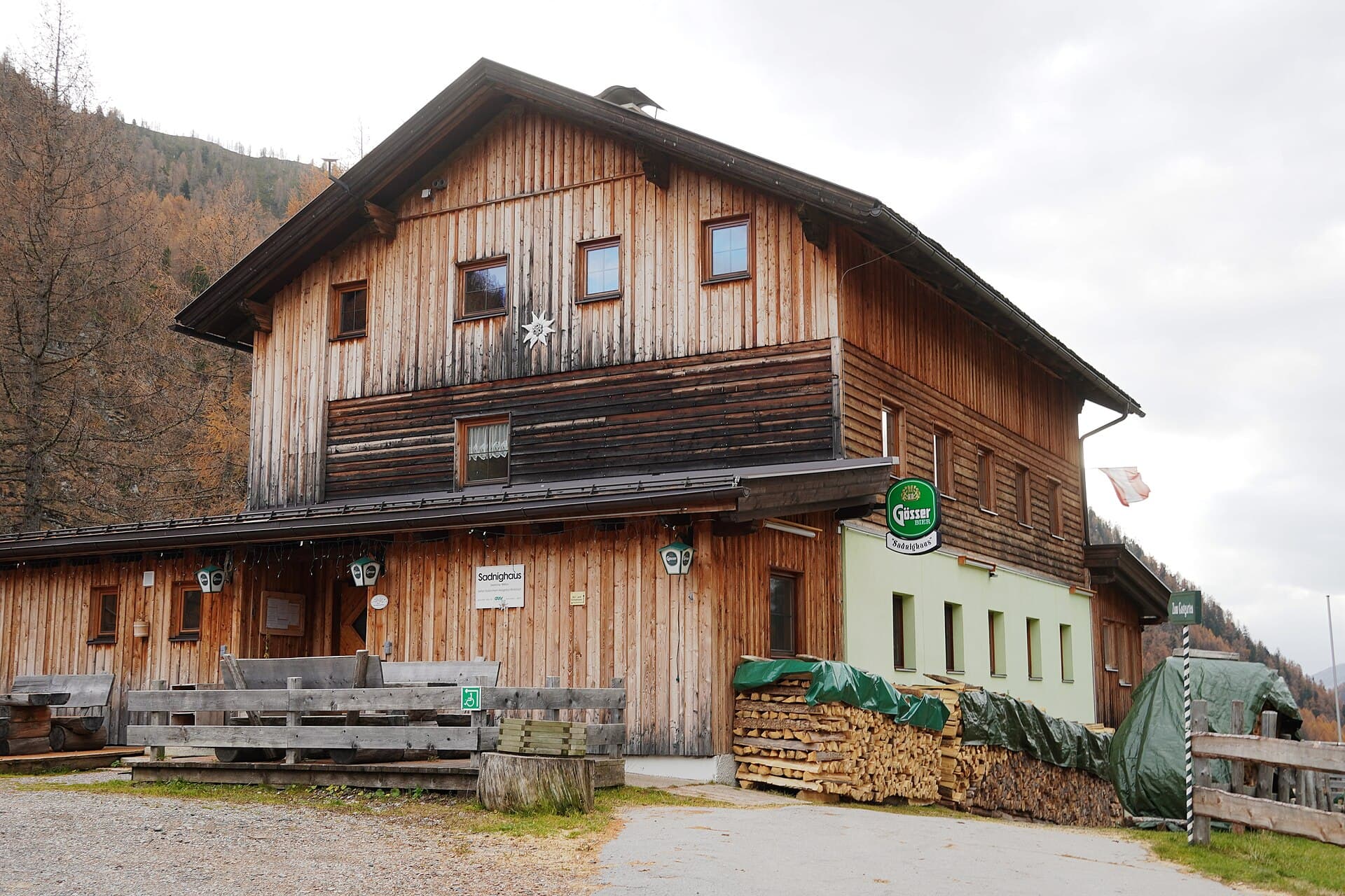 Sadnighaus (via Wikimedia Commons, CC BY-SA 4.0)