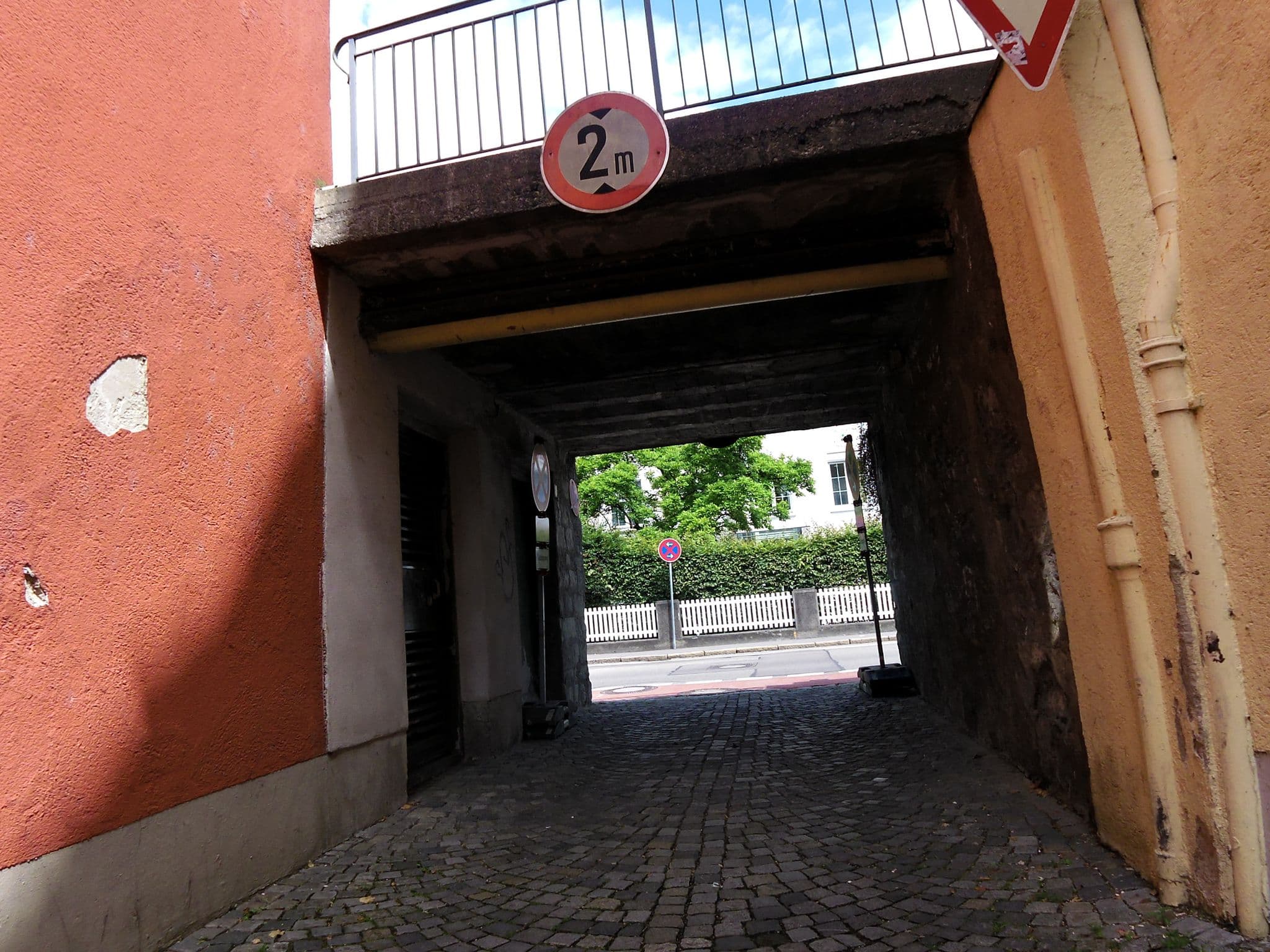 Street view near Hotel Möve garni, Lindau — © czmrtn (CC BY-SA · Mapillary)