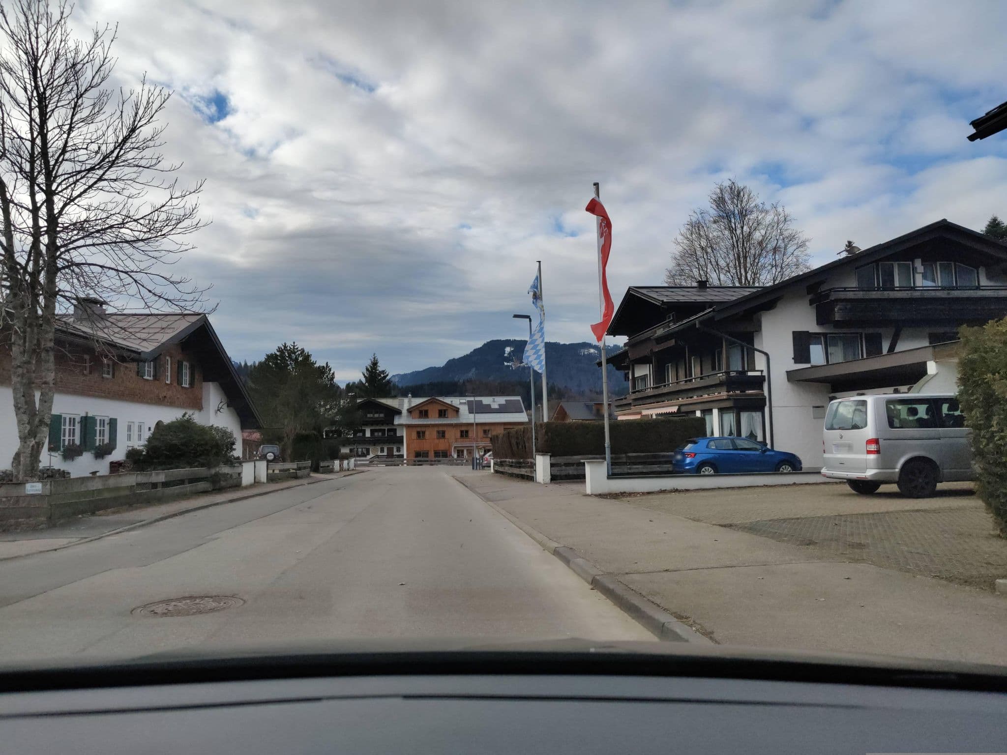 Street view near Oberstdorfer Ferienwelt, Oberstdorf — © littlefool (CC BY-SA · Mapillary)