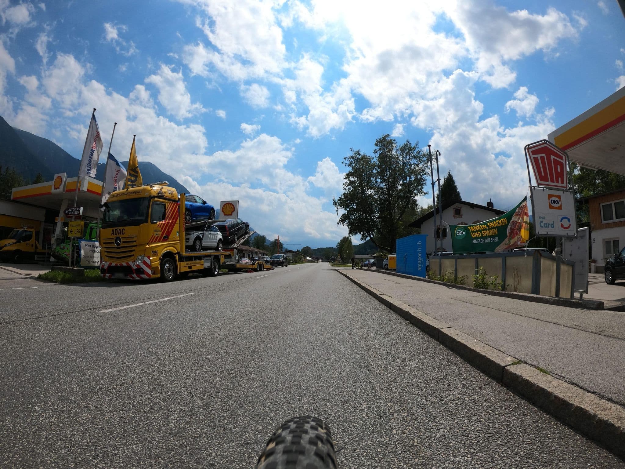 Street view near Hotel Alpenhof, Farchant — © plexi32 (CC BY-SA · Mapillary)
