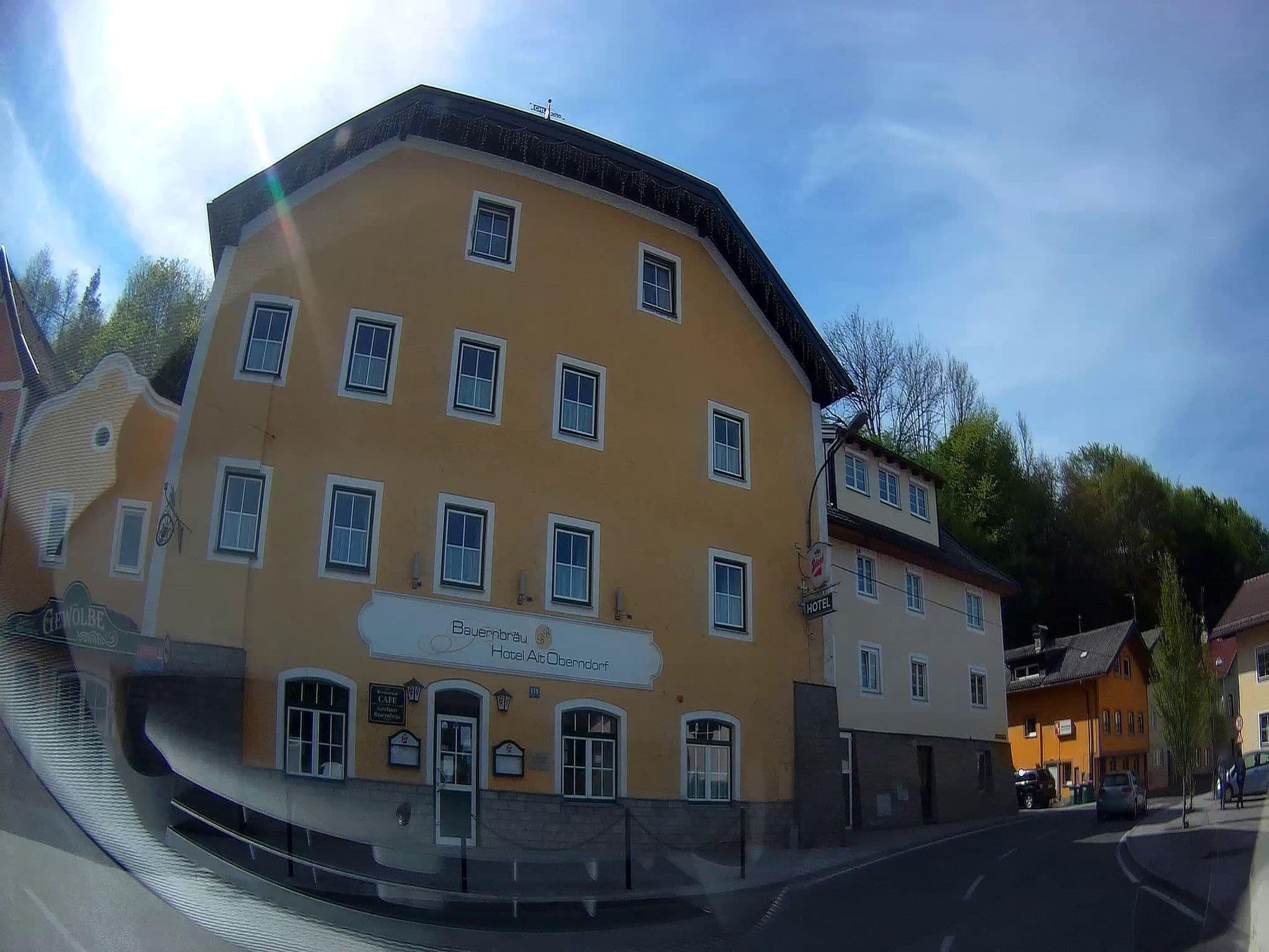 Street view near Alt-Oberndorf, Laufen — © fuchserl (CC BY-SA · Mapillary)