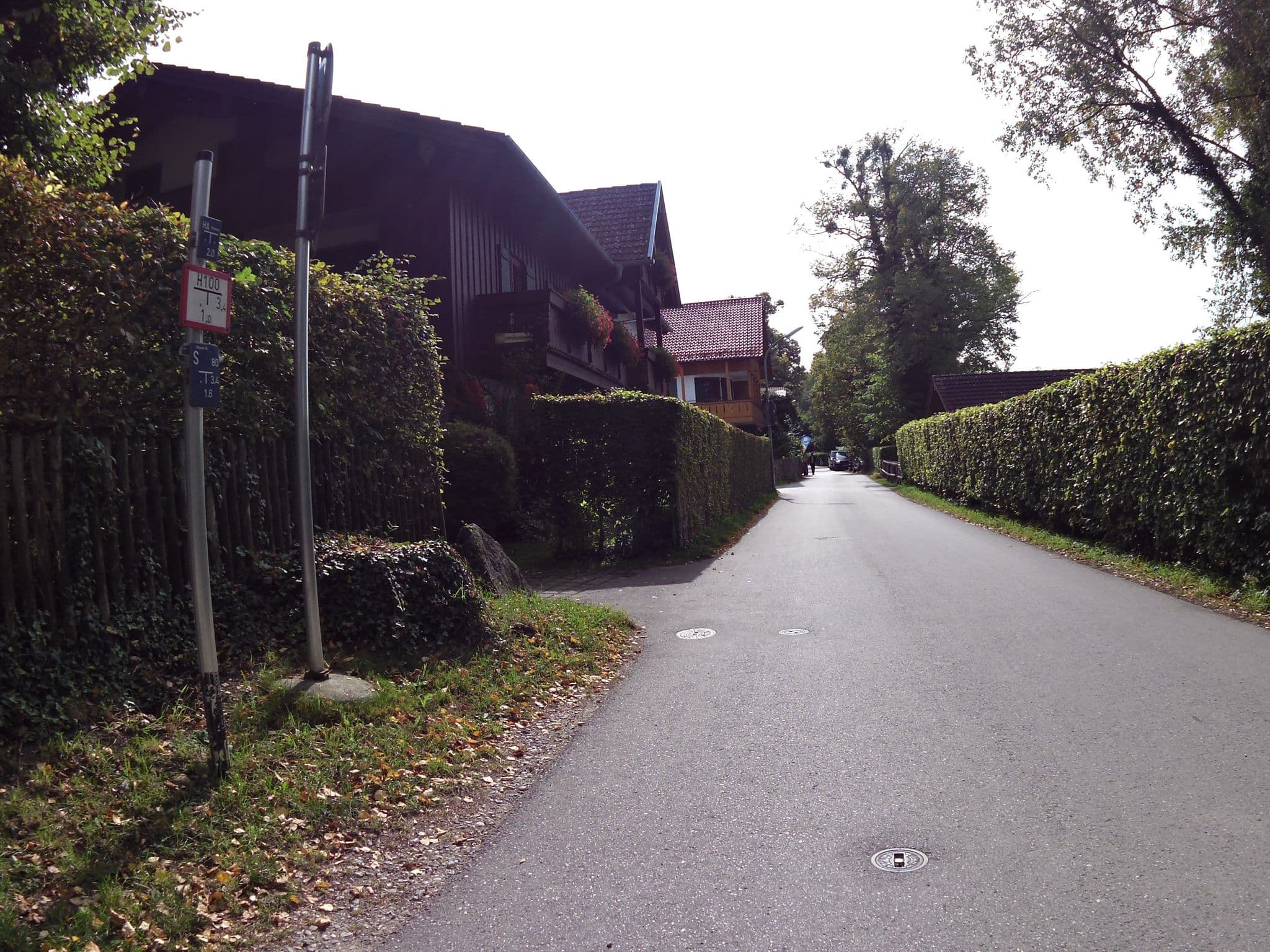 Street view near Ferienwohnung Strobl, Münsing — © czmrtn (CC BY-SA · Mapillary)