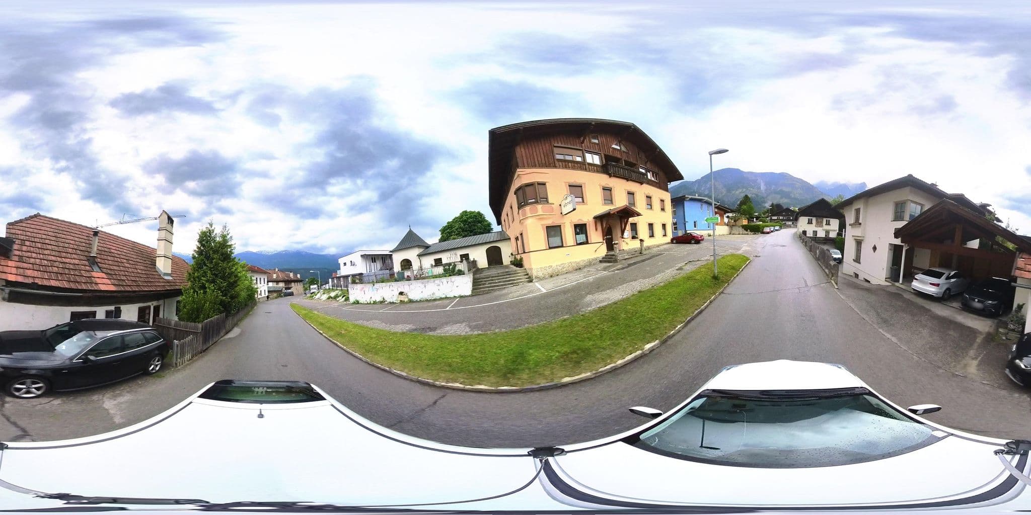 Street view near Ebner, Absam — © osmplus_org (CC BY-SA · Mapillary)