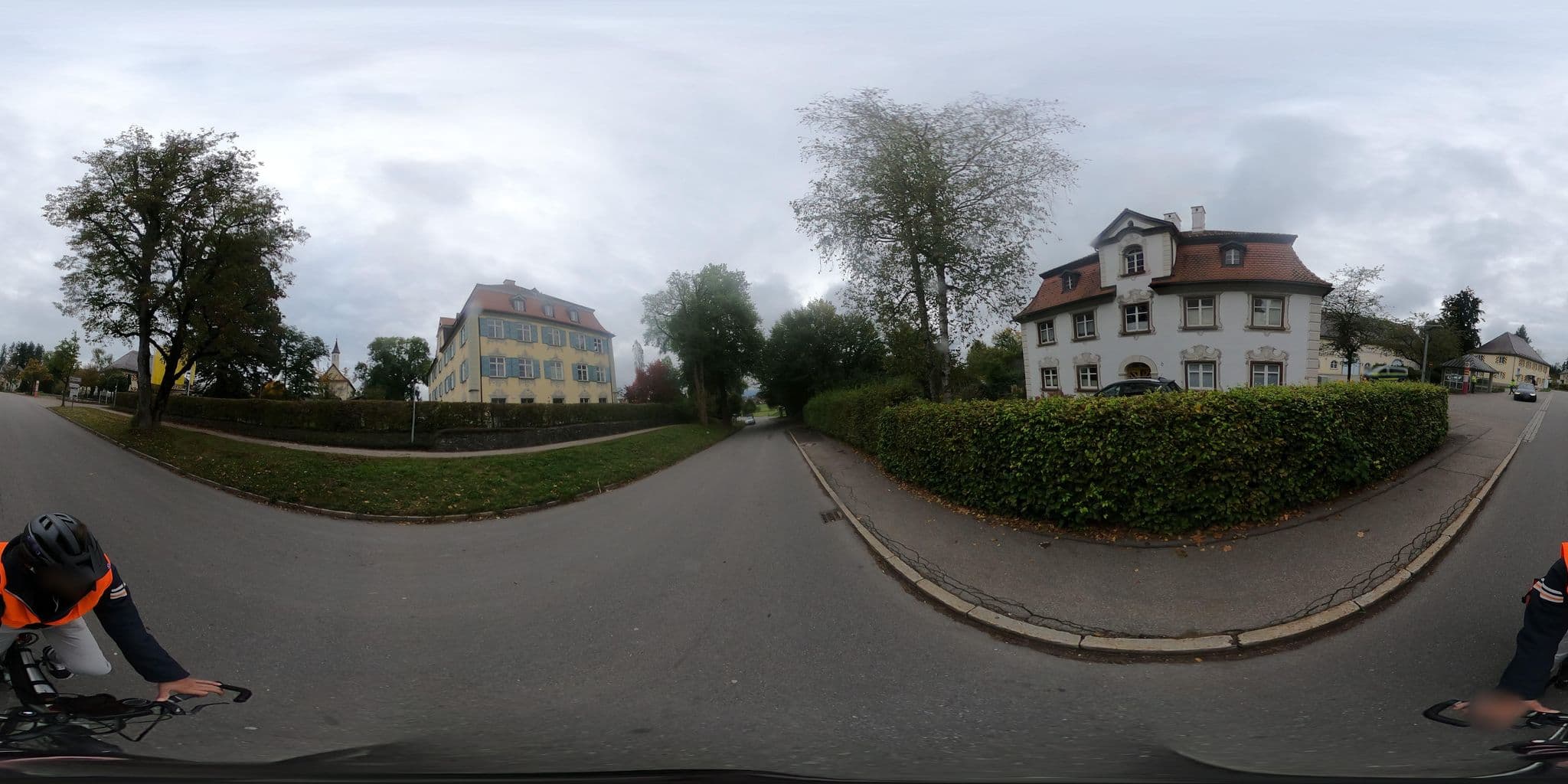 Street view near Schloß Neutrauchburg, Isny — © RadNETZ (CC BY-SA · Mapillary)