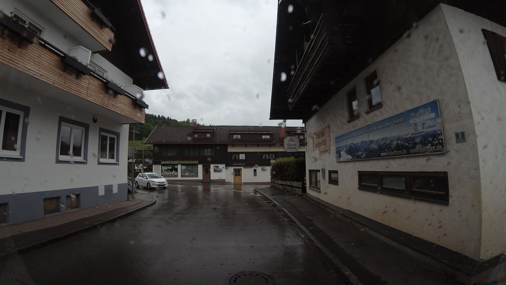 Street view near Gasthof Sonne, Sonthofen — © teddy73 (CC BY-SA · Mapillary)