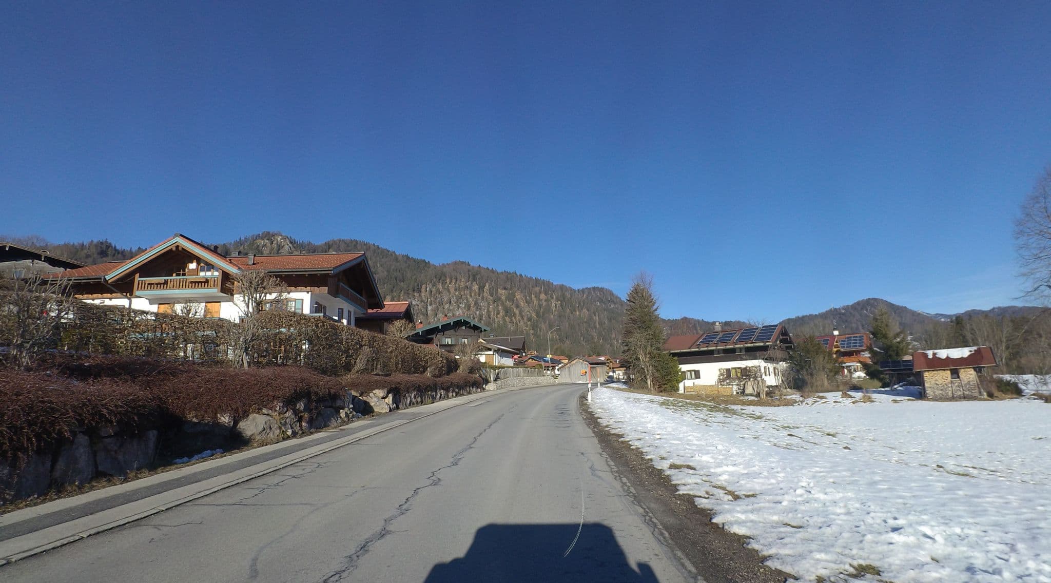 Street view near Evi's Wohnung, Reit im Winkl — © schulf (CC BY-SA · Mapillary)