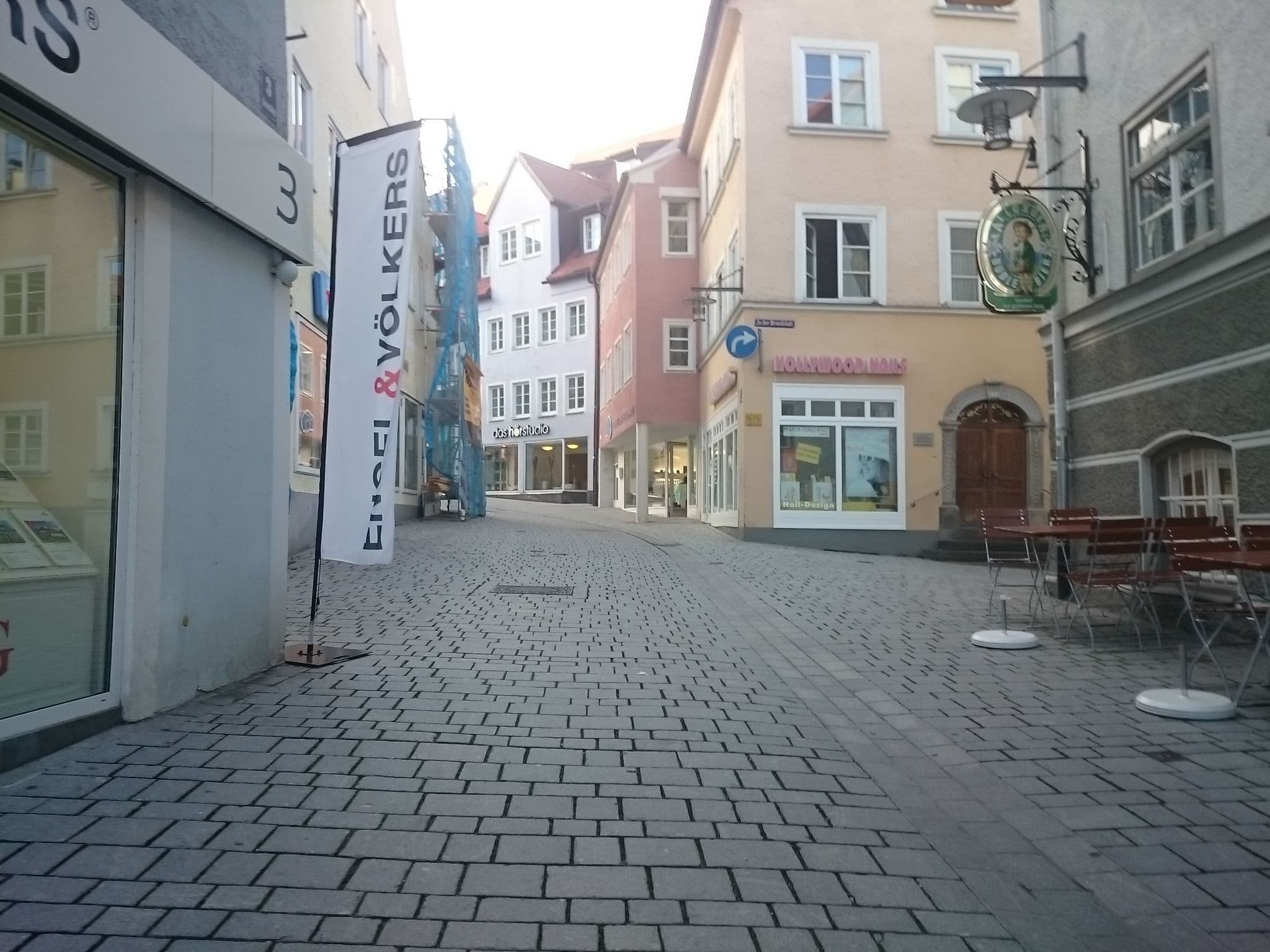 Street view near Goldene Steig, Kempten (Allgäu) — © msdess (CC BY-SA · Mapillary)