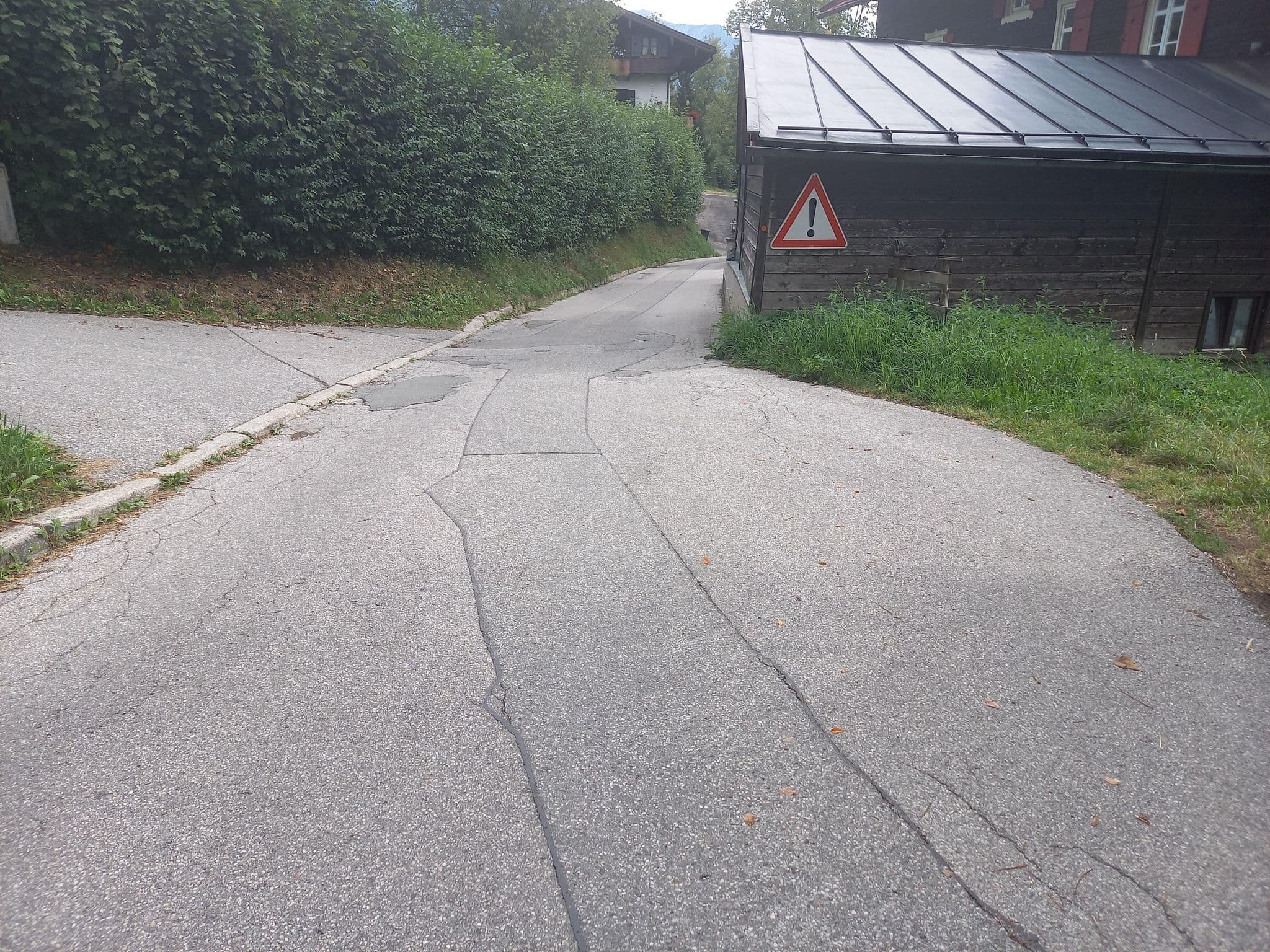 Street view near Villa Flora, Bischofswiesen — © Znaika (CC BY-SA · Mapillary)