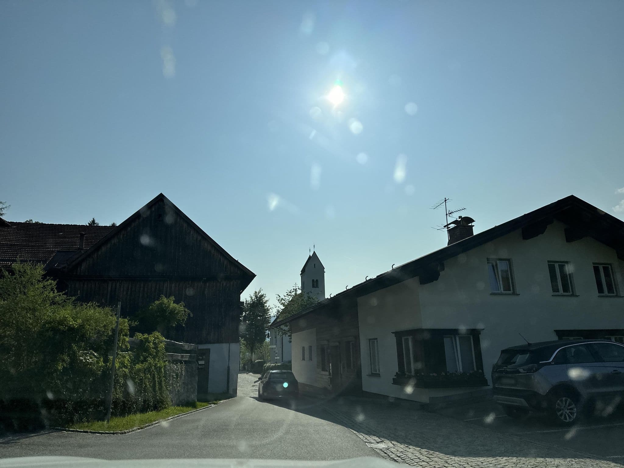 Street view near Ferienwohnungen Theres Guggemos, Füssen — © dapiang (CC BY-SA · Mapillary)