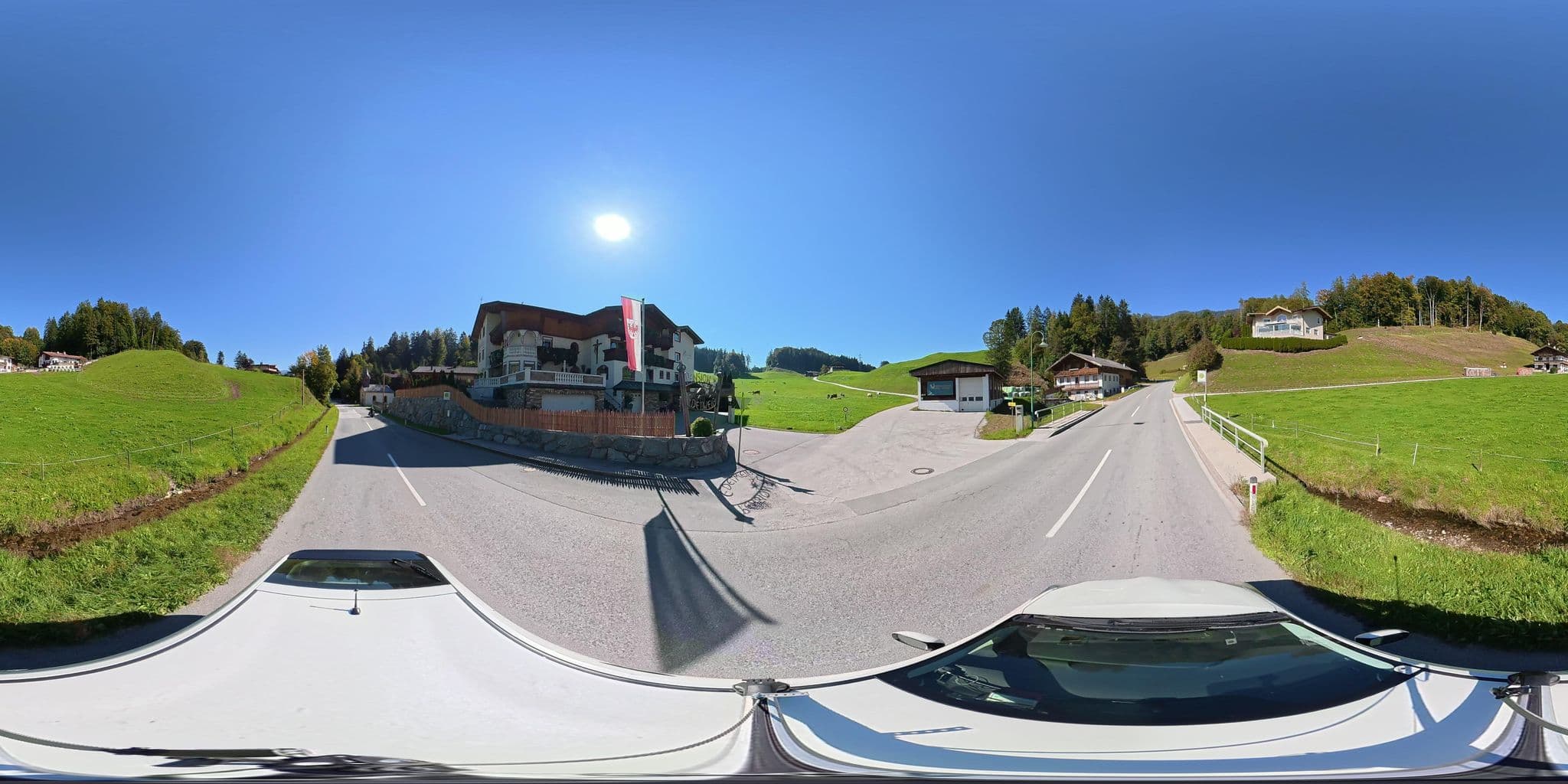 Street view near Pension Edelweiss, Breitenbach am Inn — © osmplus_org (CC BY-SA · Mapillary)