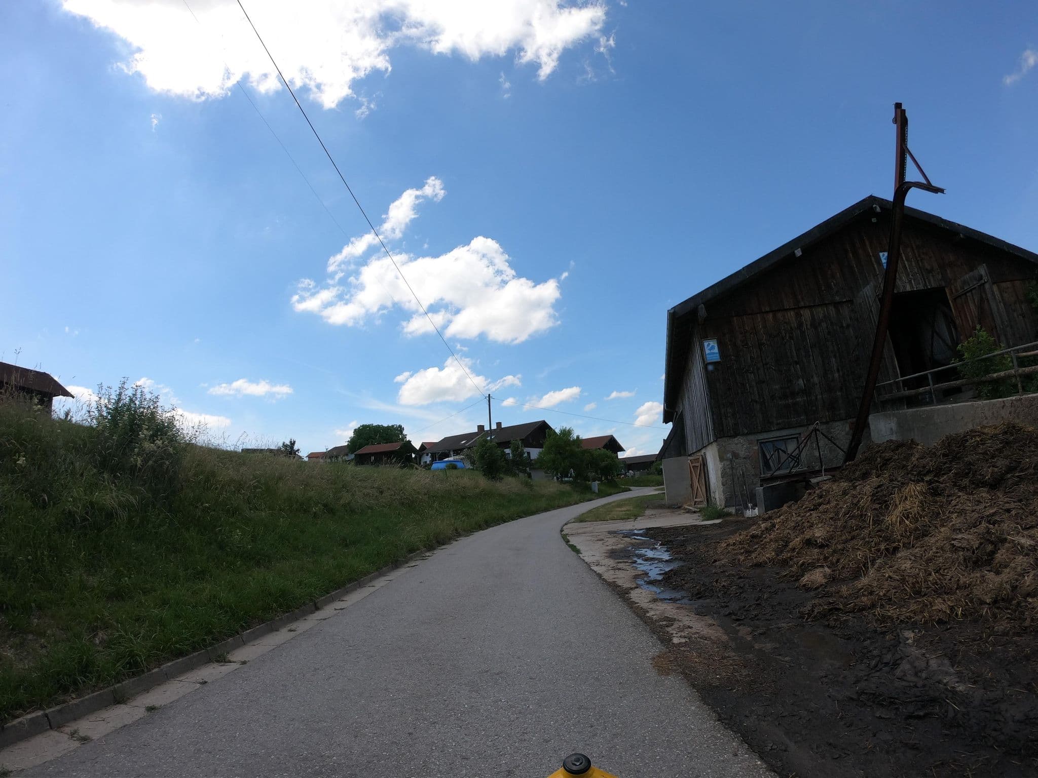 Street view near Lohnerhof, Teisendorf — © flansch (CC BY-SA · Mapillary)