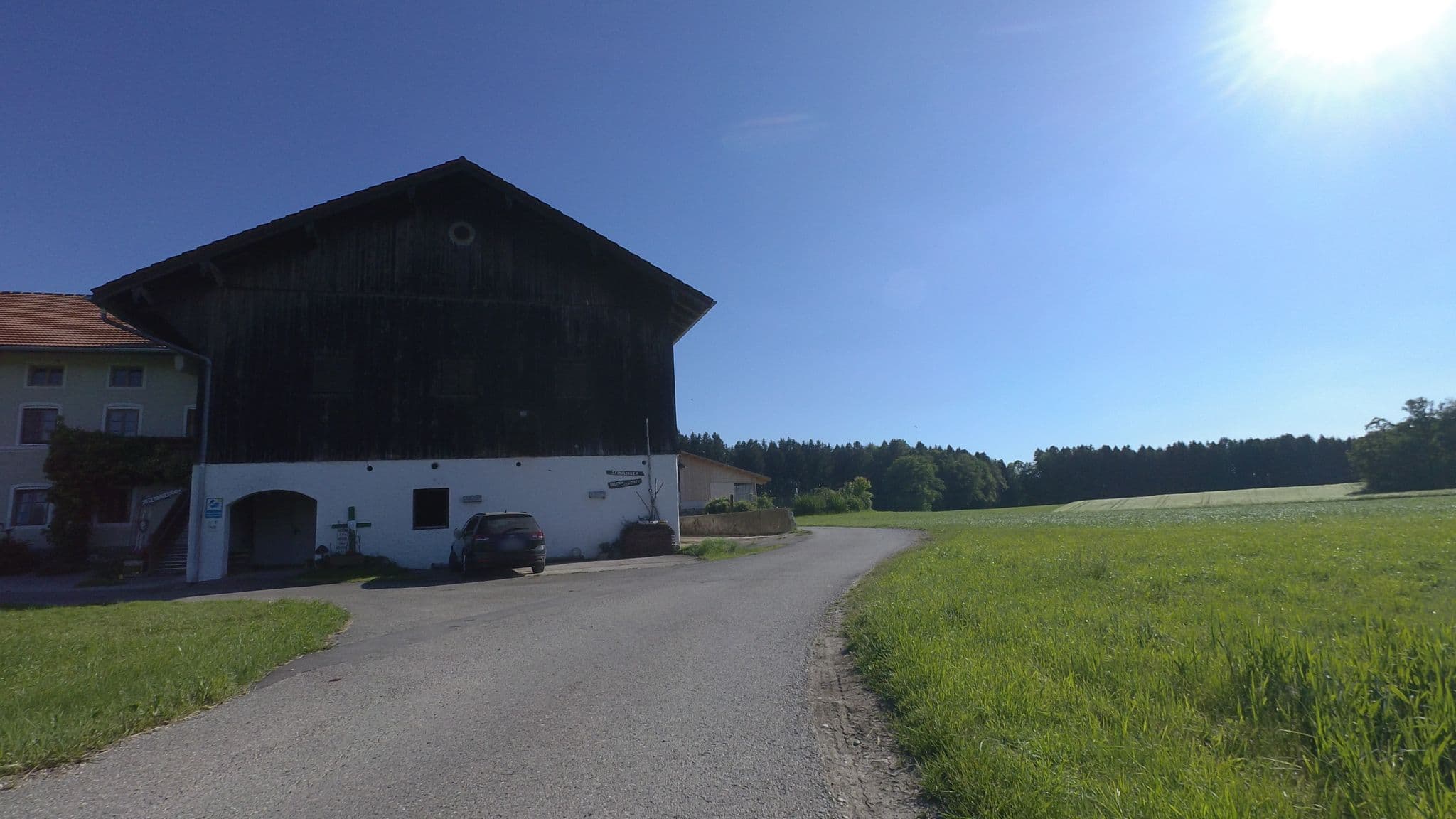 Street view near Irgenbauernhof, Chieming — © schulf (CC BY-SA · Mapillary)