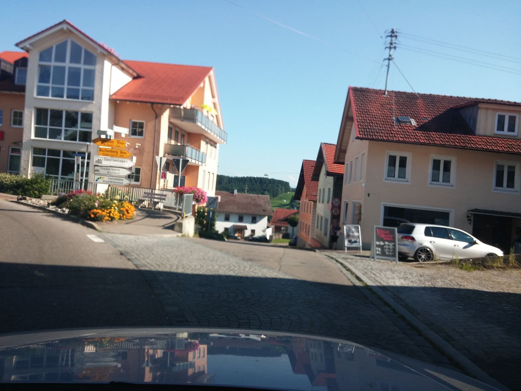 Street view near better I industrial apartment I Heimkino, Altusried — © umap (CC BY-SA · Mapillary)