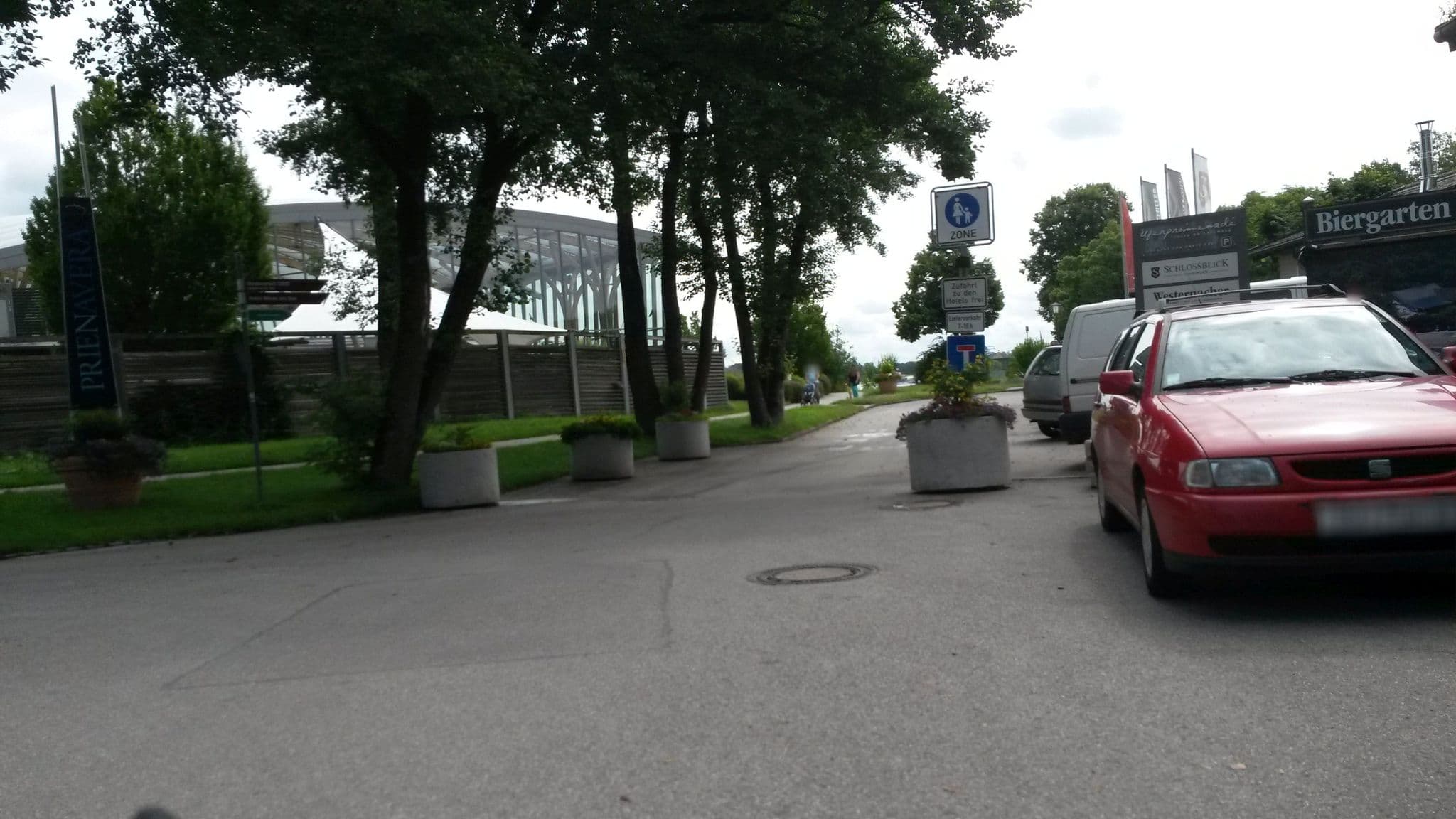 Street view near Hotel Schlossblick, Prien am Chiemsee — © rausk (CC BY-SA · Mapillary)