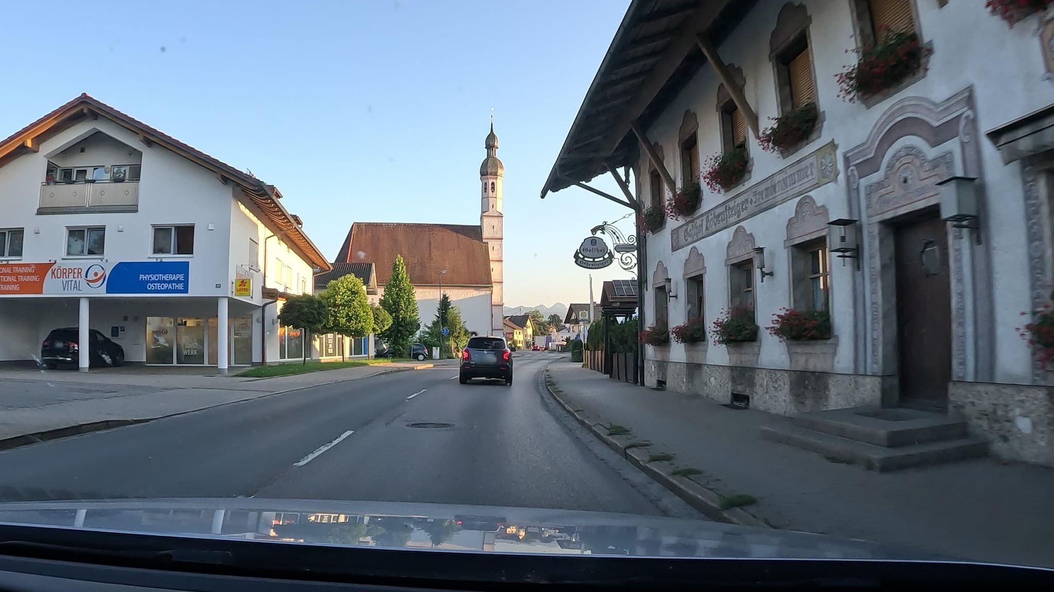 Street view near Landgasthof Höhensteiger, Rosenheim — © stefanro74 (CC BY-SA · Mapillary)