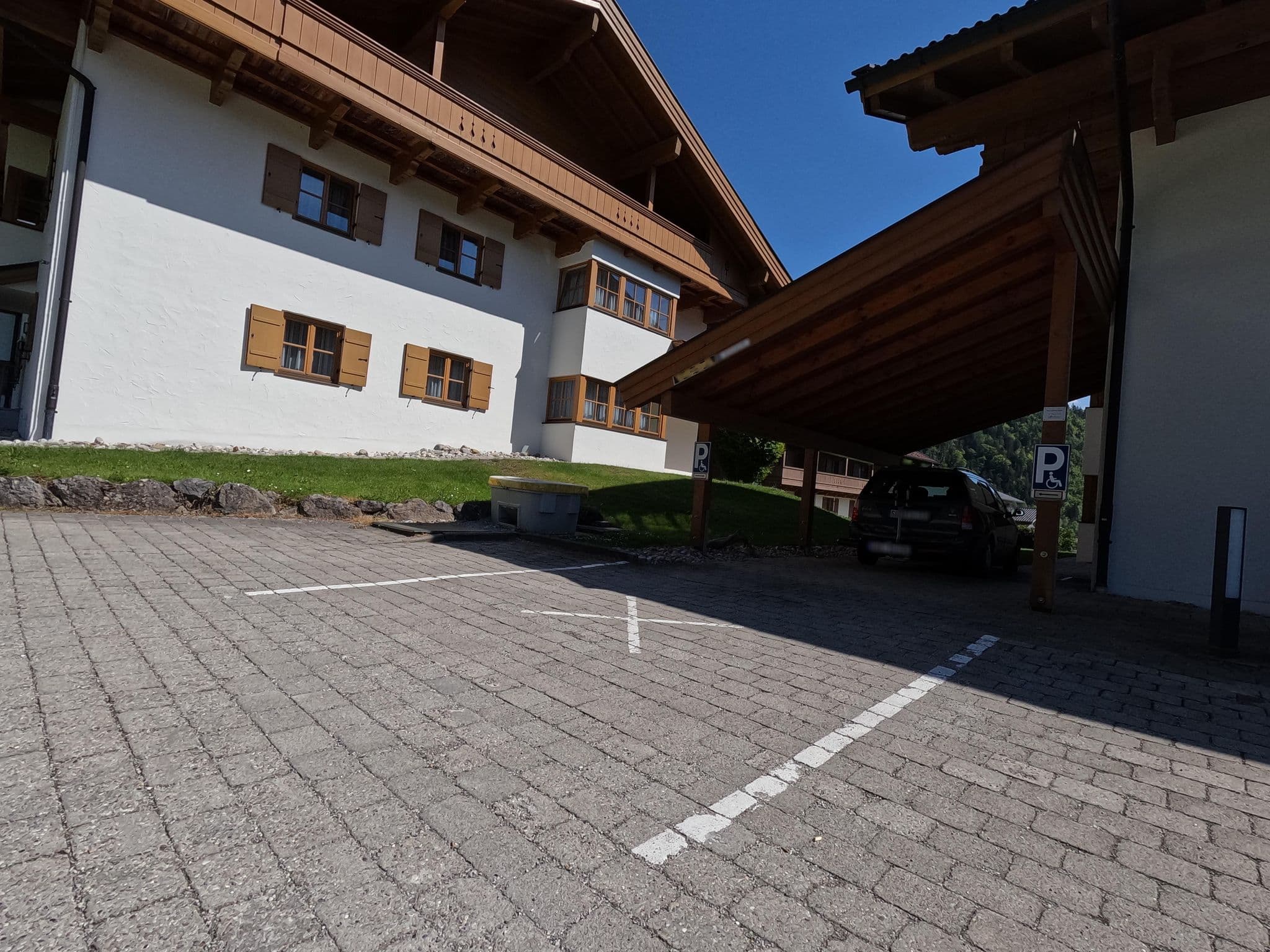 Street view near Ferienanlage Erholungswerk Post, Unterwössen — © natebus (CC BY-SA · Mapillary)