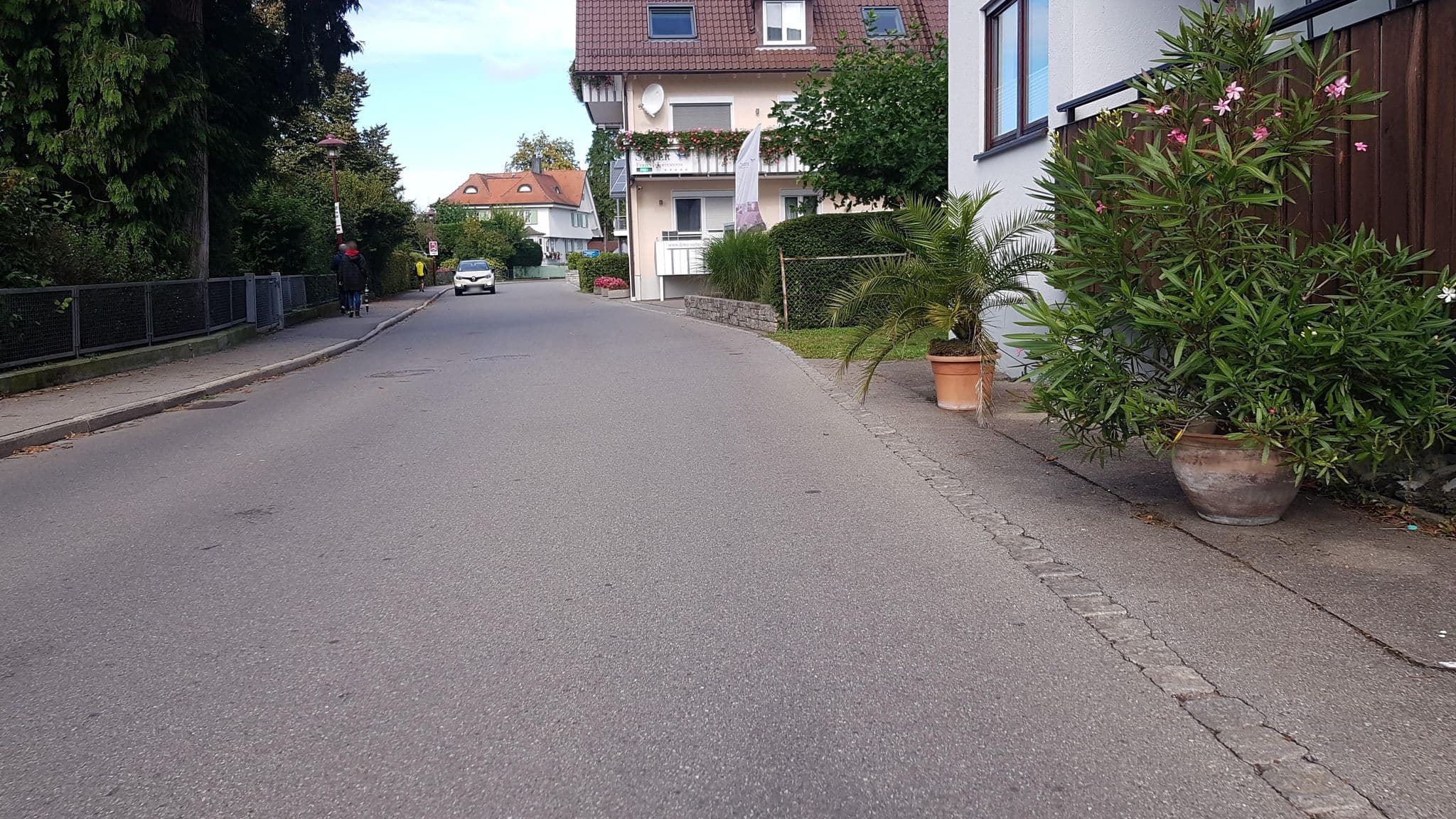 Street view near Gästehaus Heinemann, Langenargen — © thmunichways (CC BY-SA · Mapillary)