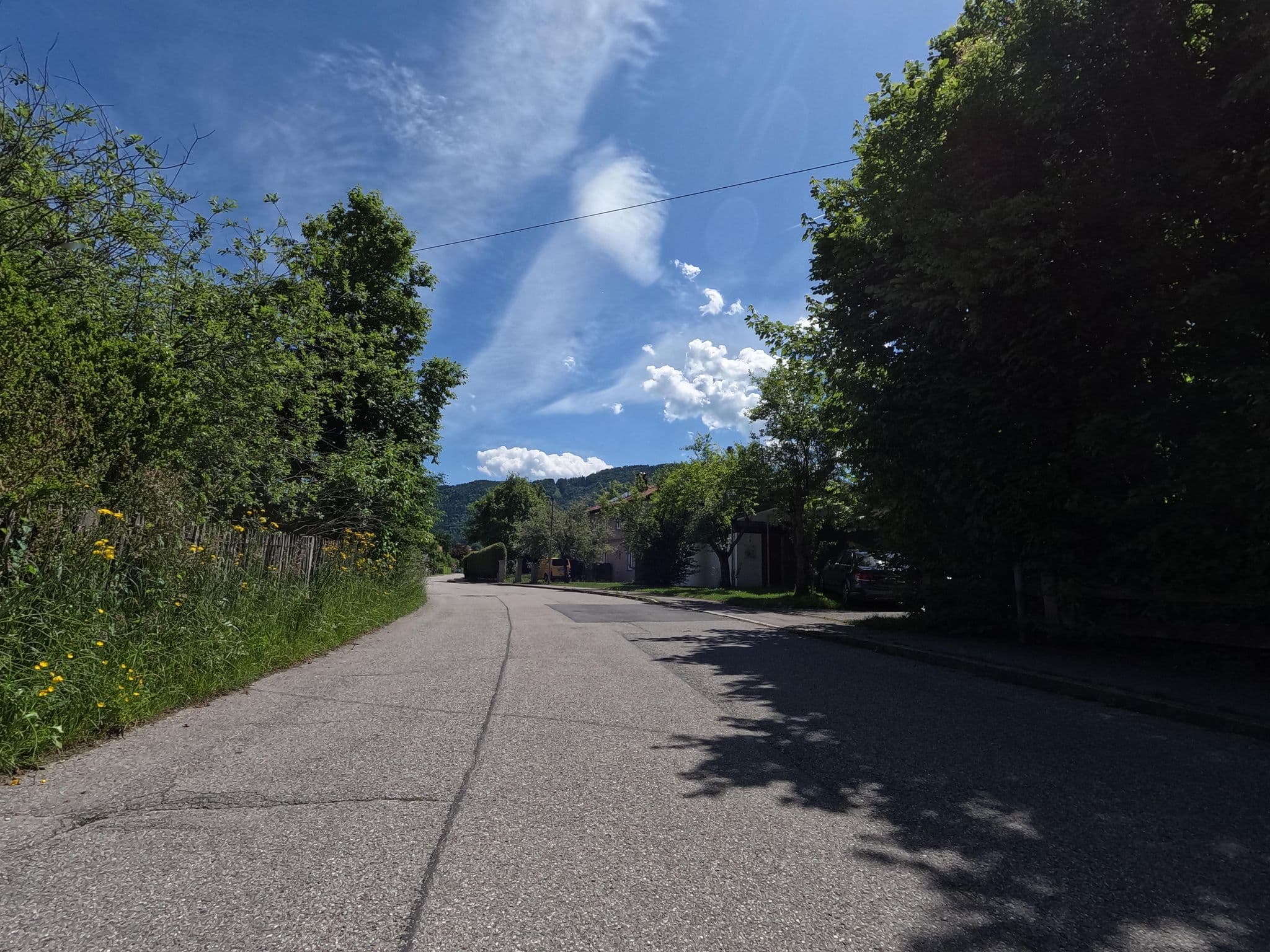 Street view near Zeitraumferien, Bernau am Chiemsee — © natebus (CC BY-SA · Mapillary)
